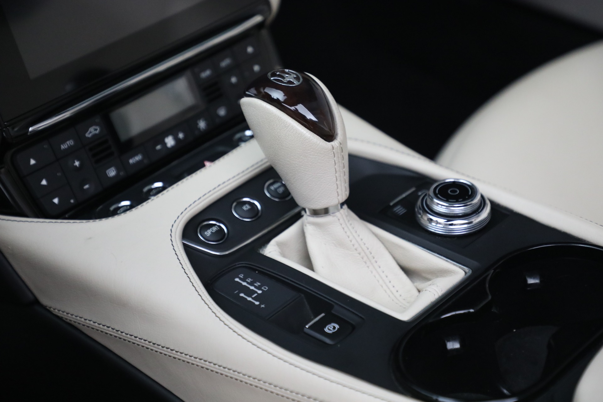 Used 2019 Maserati GranTurismo Sport Convertible | St. Petersburg, FL