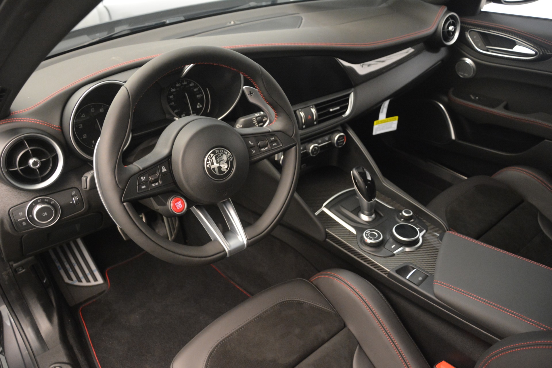 New 2019 Alfa Romeo Giulia Quadrifoglio | St. Petersburg, FL