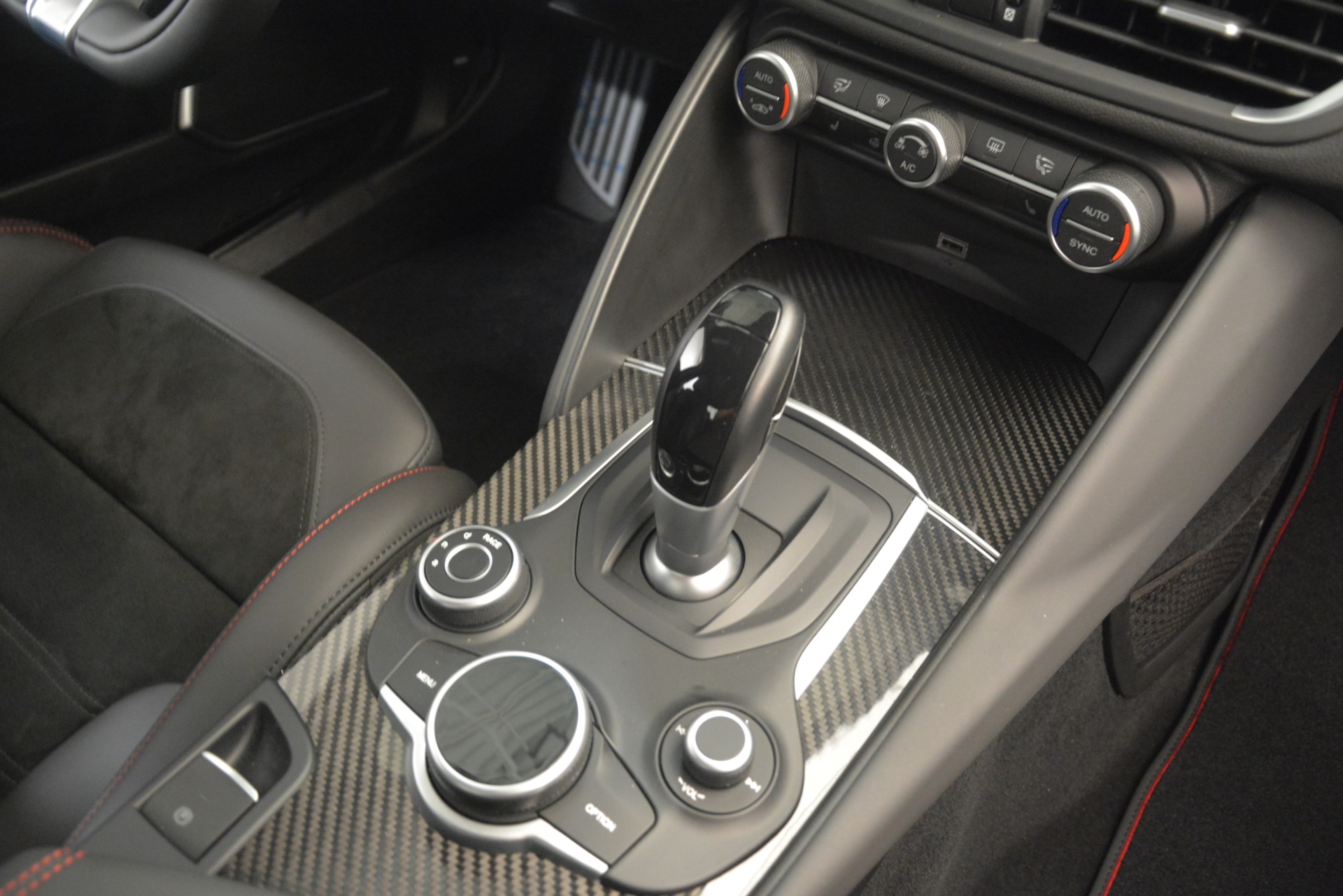 New 2019 Alfa Romeo Giulia Quadrifoglio | St. Petersburg, FL