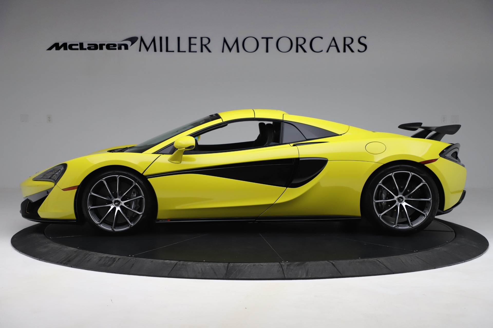 Used 2019 McLaren 570S Spider | St. Petersburg, FL