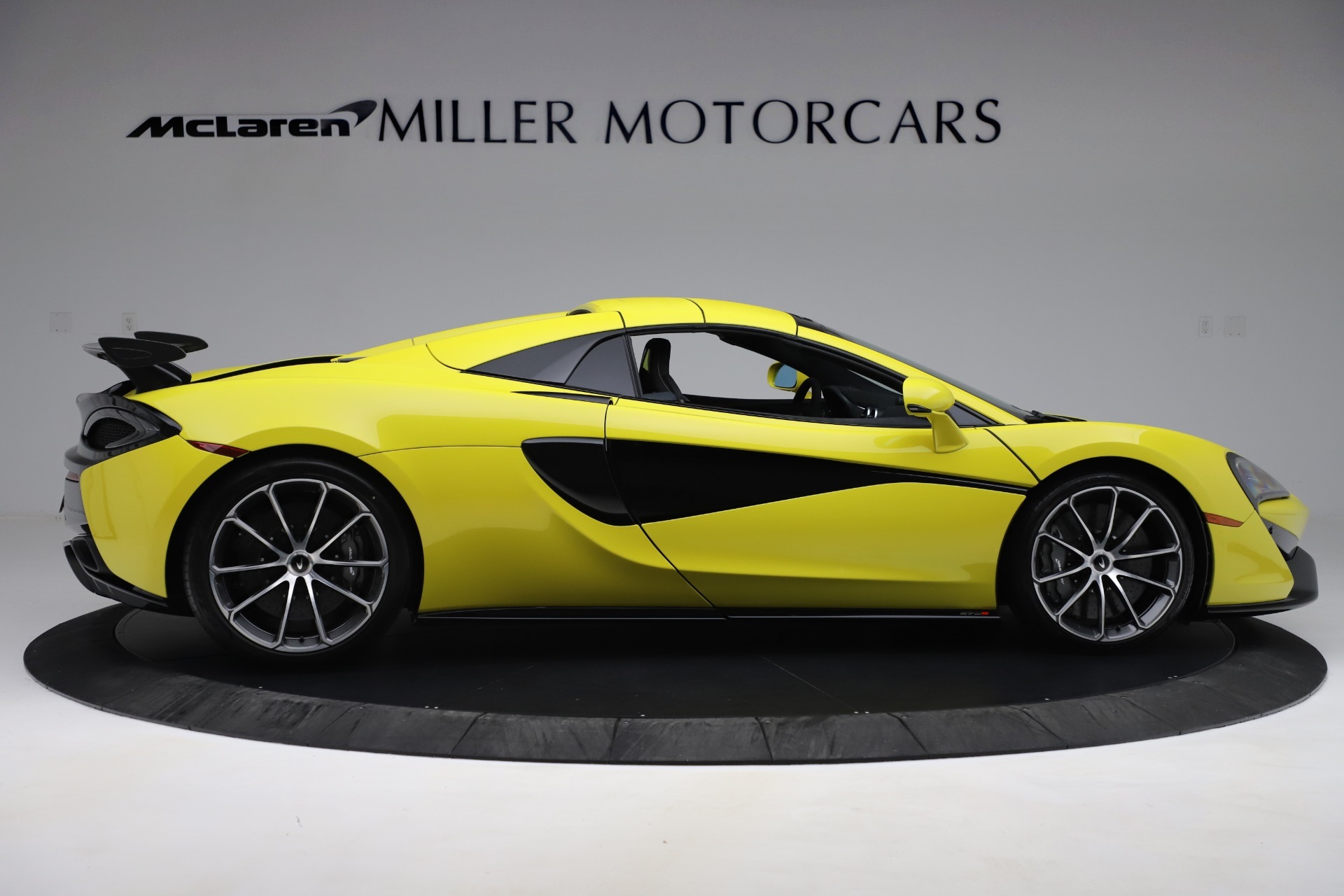 Used 2019 McLaren 570S Spider | St. Petersburg, FL