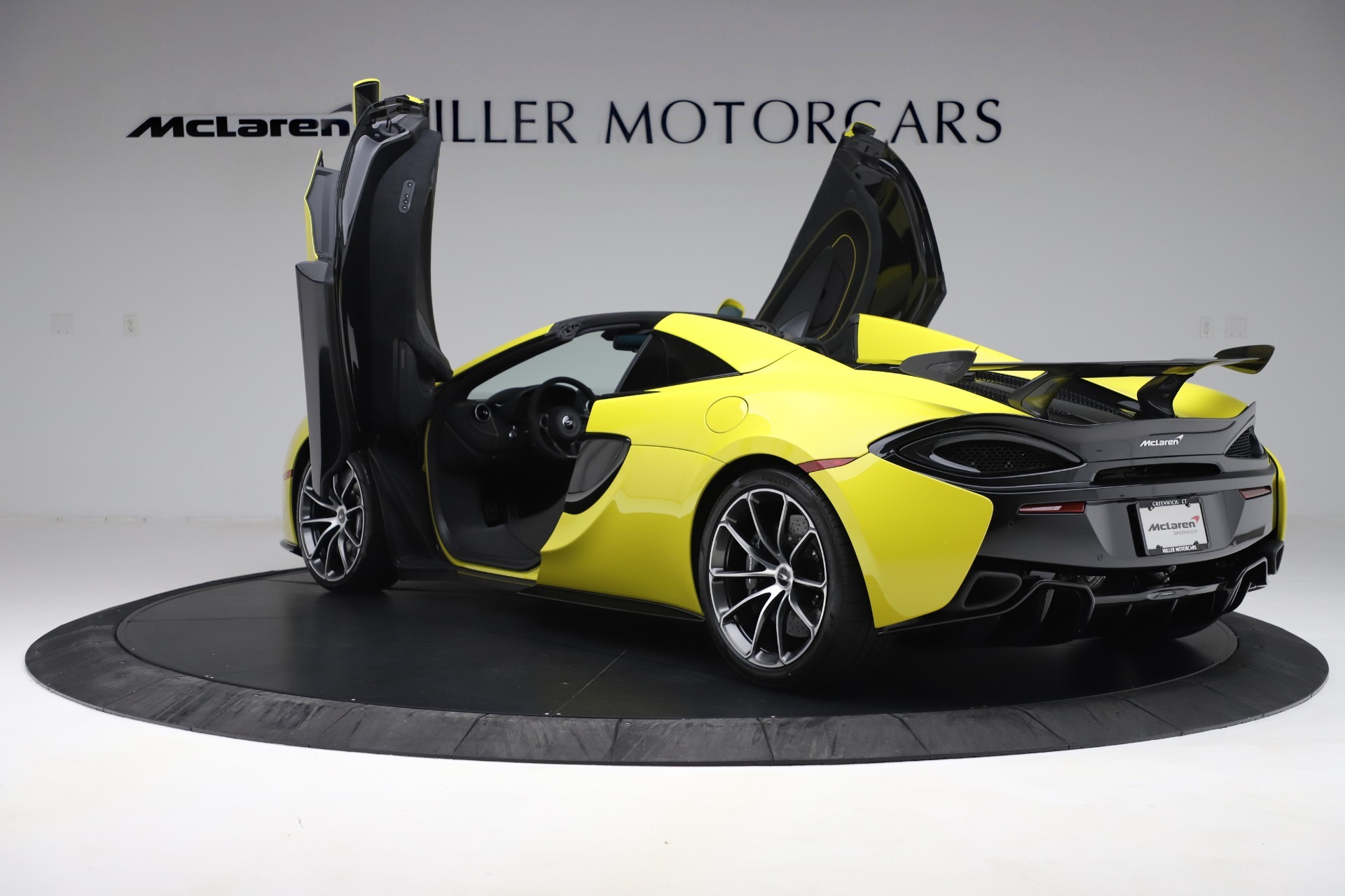 Used 2019 McLaren 570S Spider | St. Petersburg, FL