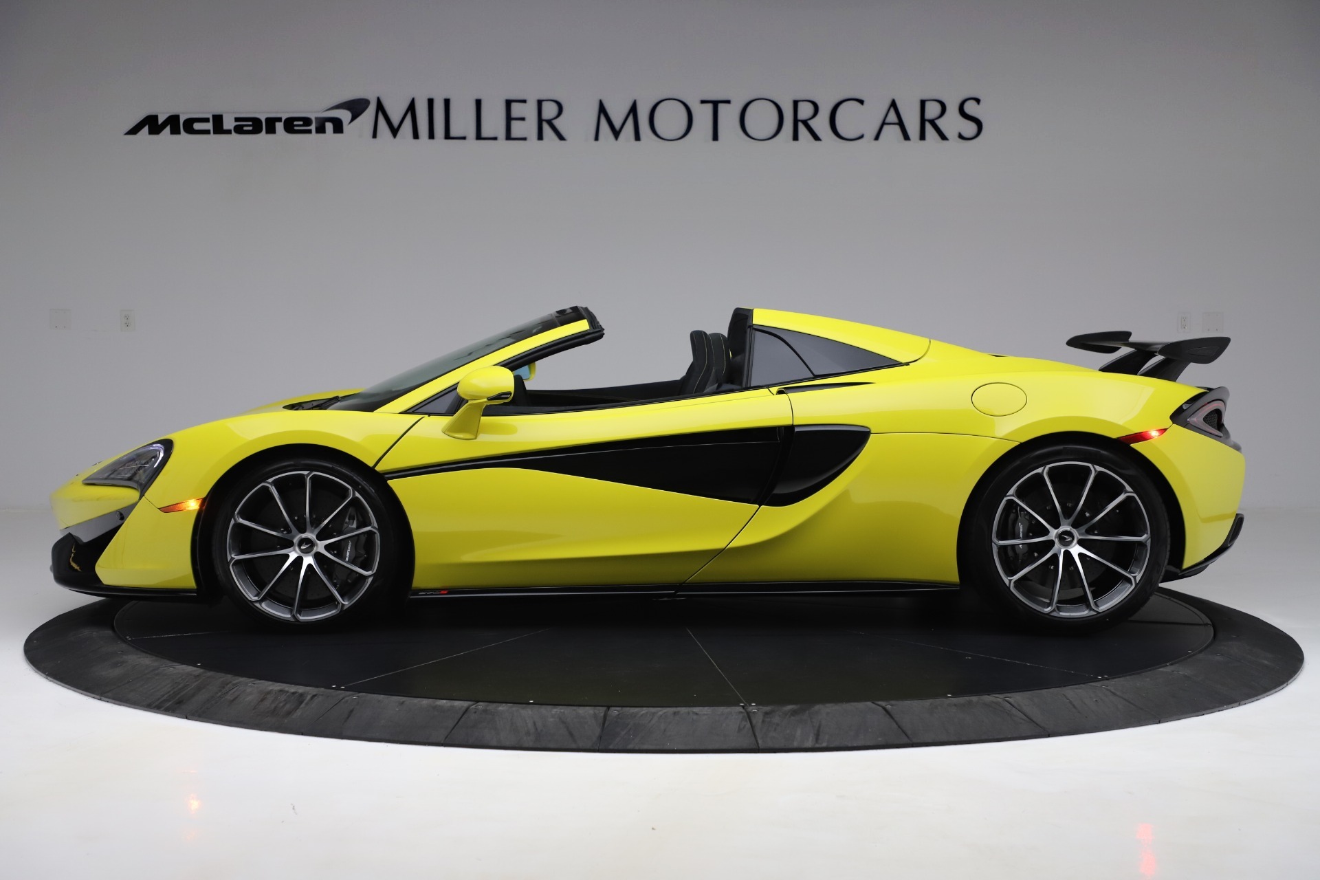Used 2019 McLaren 570S Spider | St. Petersburg, FL