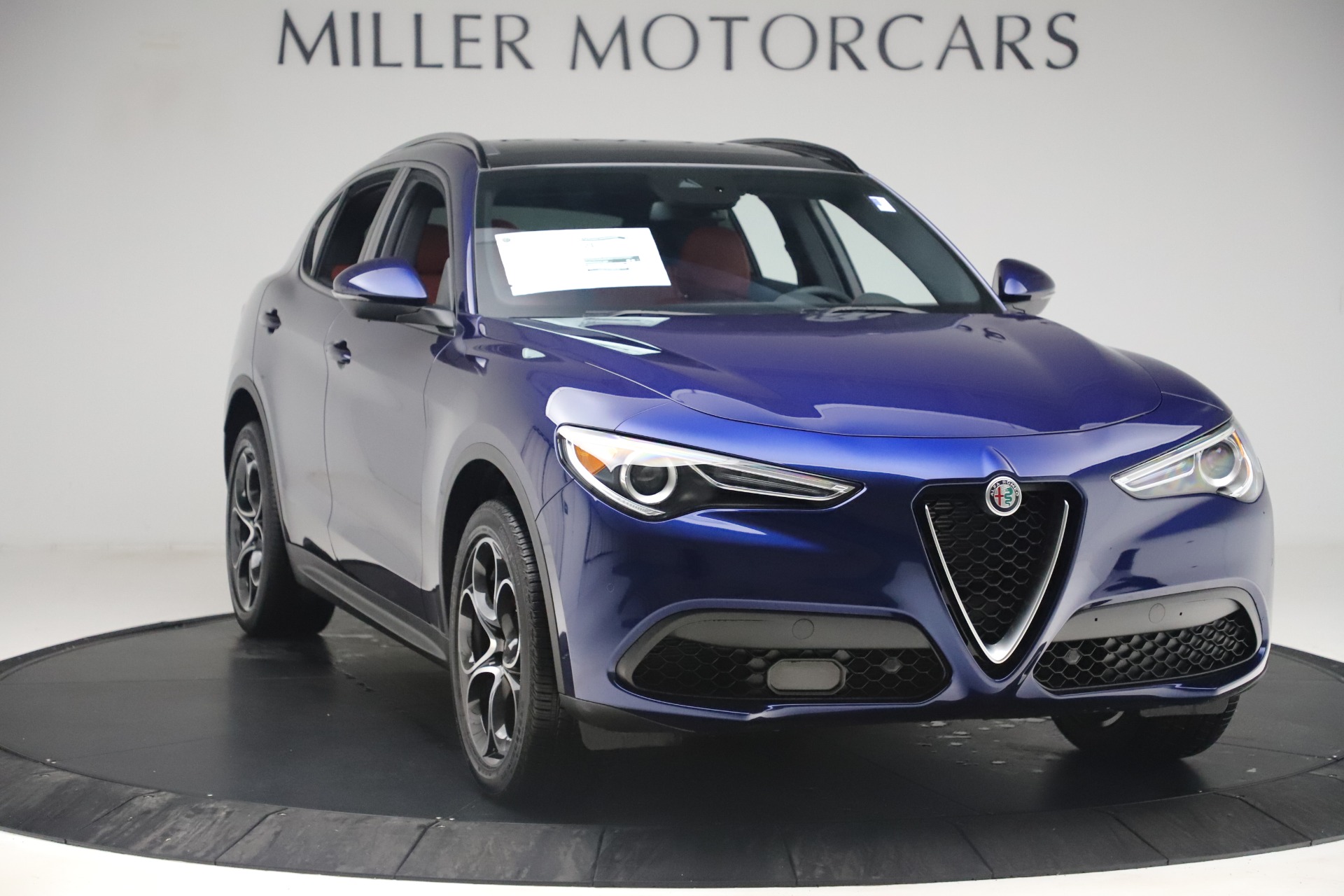 New 2019 Alfa Romeo Stelvio Ti Sport Q4 | St. Petersburg, FL