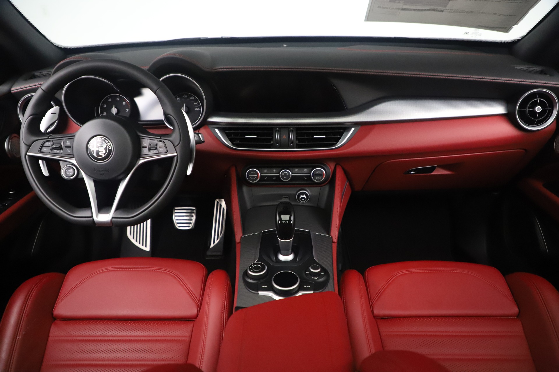 New 2019 Alfa Romeo Stelvio Ti Sport Q4 | St. Petersburg, FL