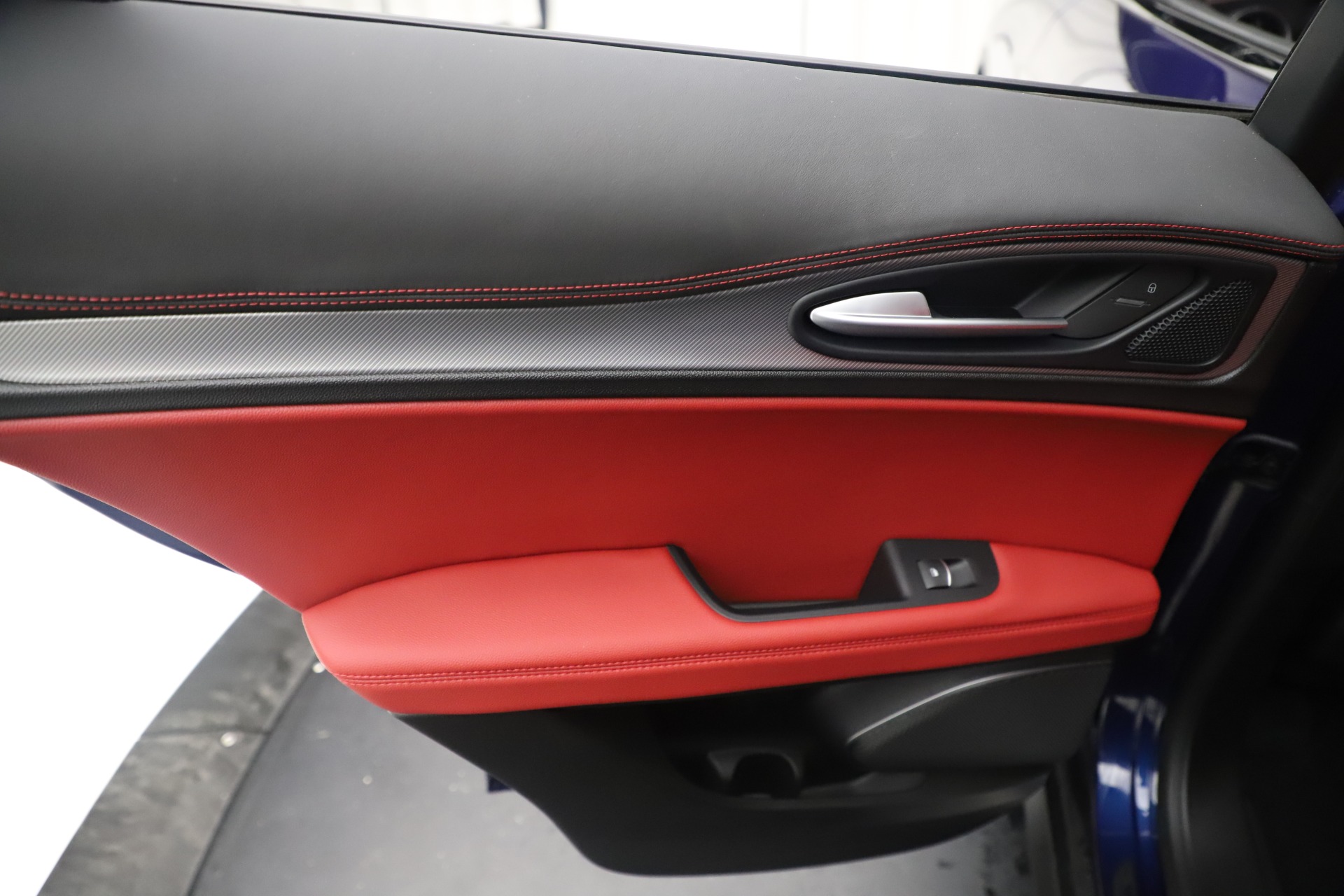 New 2019 Alfa Romeo Stelvio Ti Sport Q4 | St. Petersburg, FL