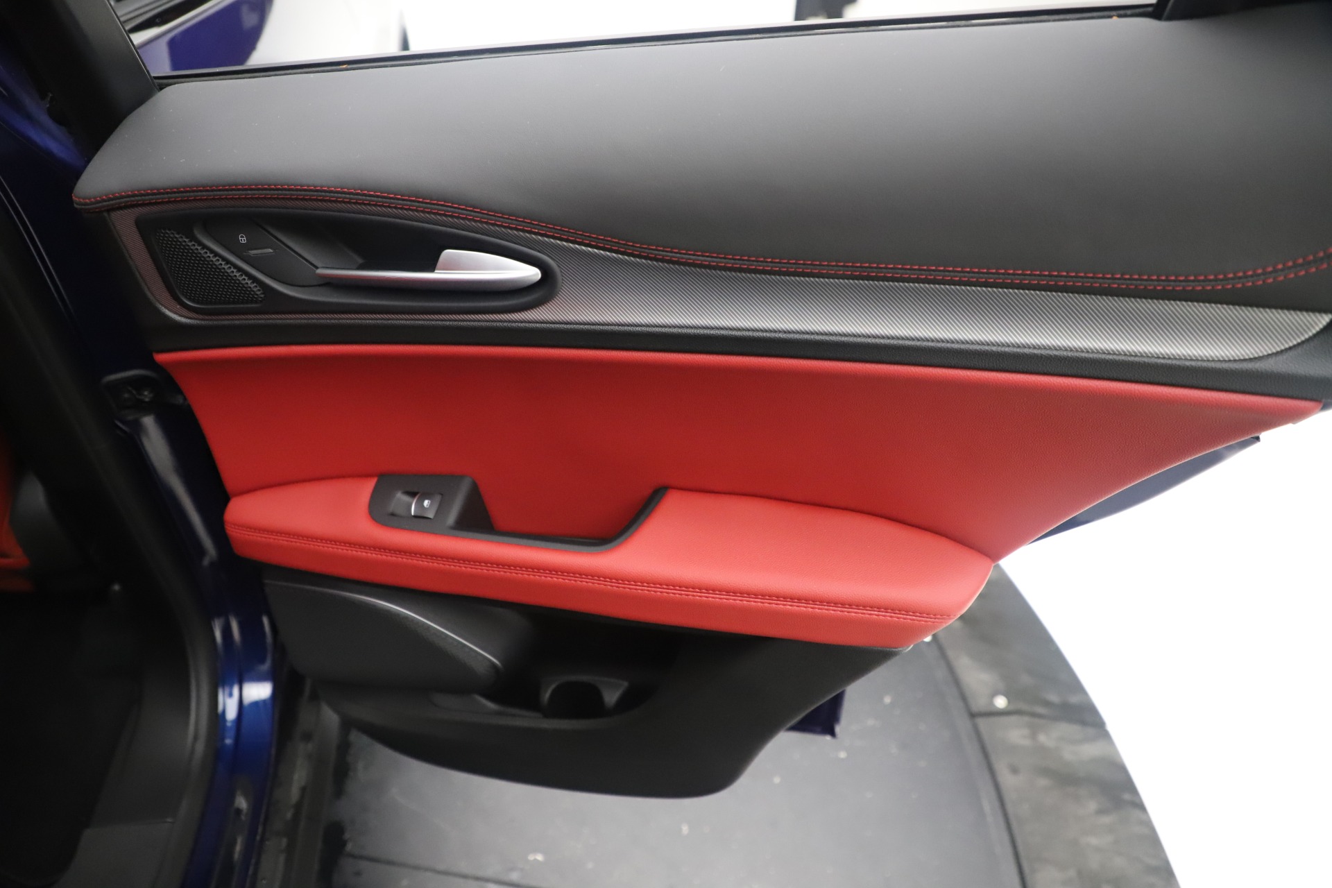 New 2019 Alfa Romeo Stelvio Ti Sport Q4 | St. Petersburg, FL