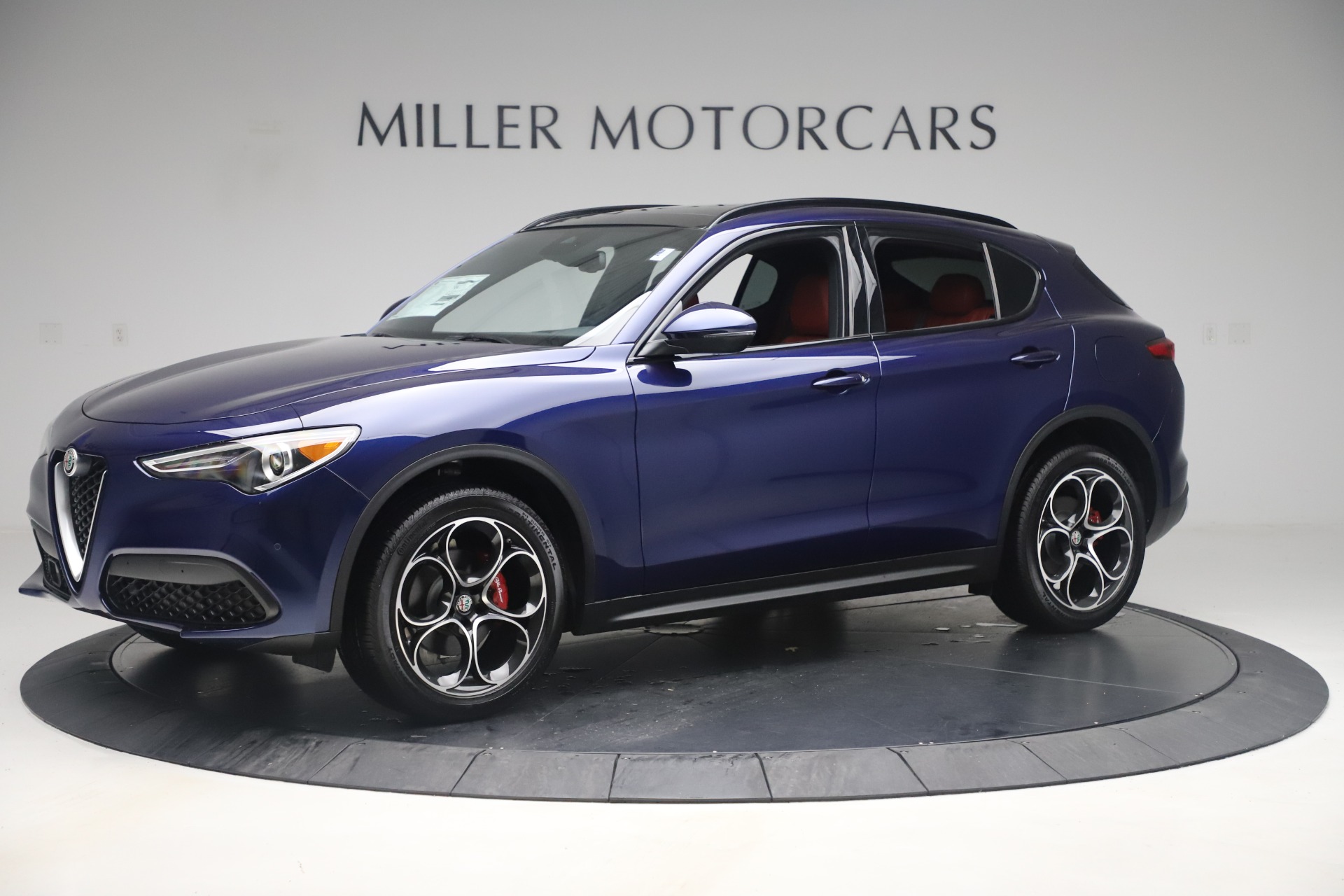 New 2019 Alfa Romeo Stelvio Ti Sport Q4 | St. Petersburg, FL
