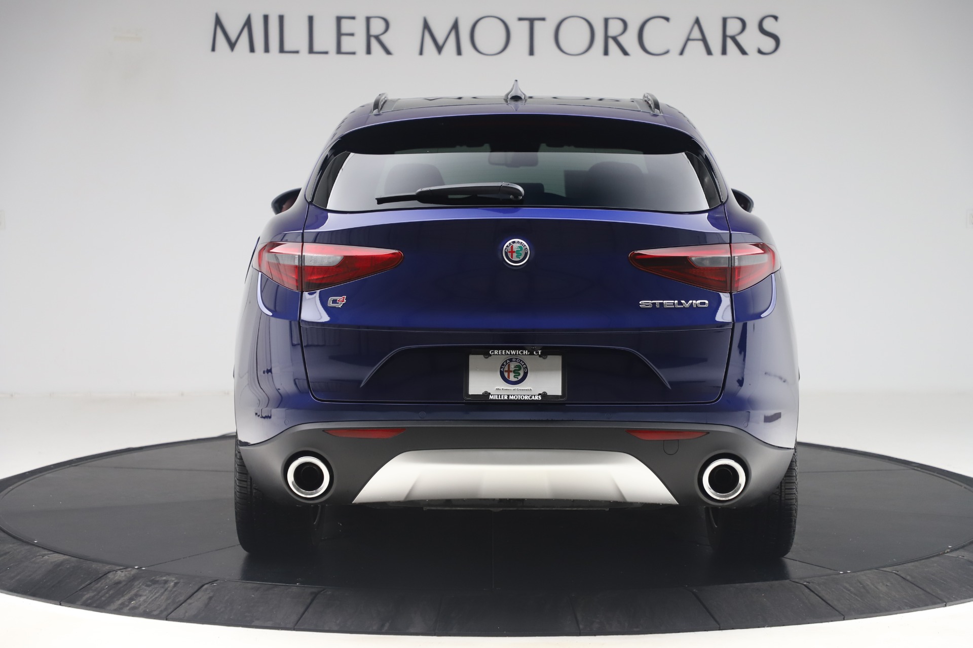 New 2019 Alfa Romeo Stelvio Ti Sport Q4 | St. Petersburg, FL