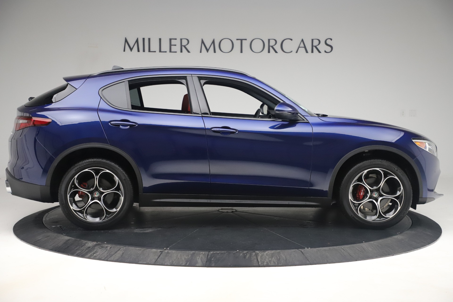 New 2019 Alfa Romeo Stelvio Ti Sport Q4 | St. Petersburg, FL