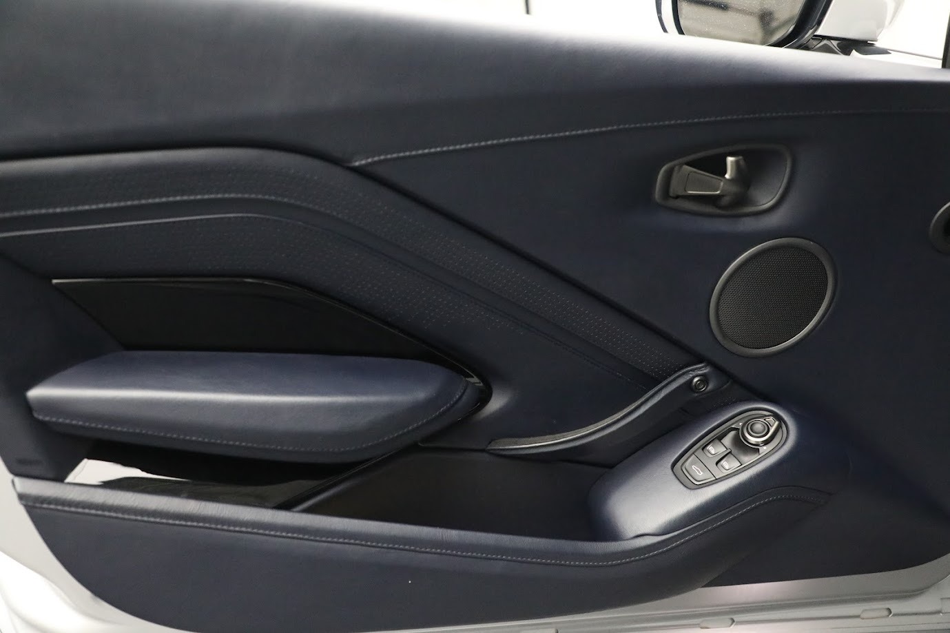 Used 2020 Aston Martin Vantage Coupe | St. Petersburg, FL