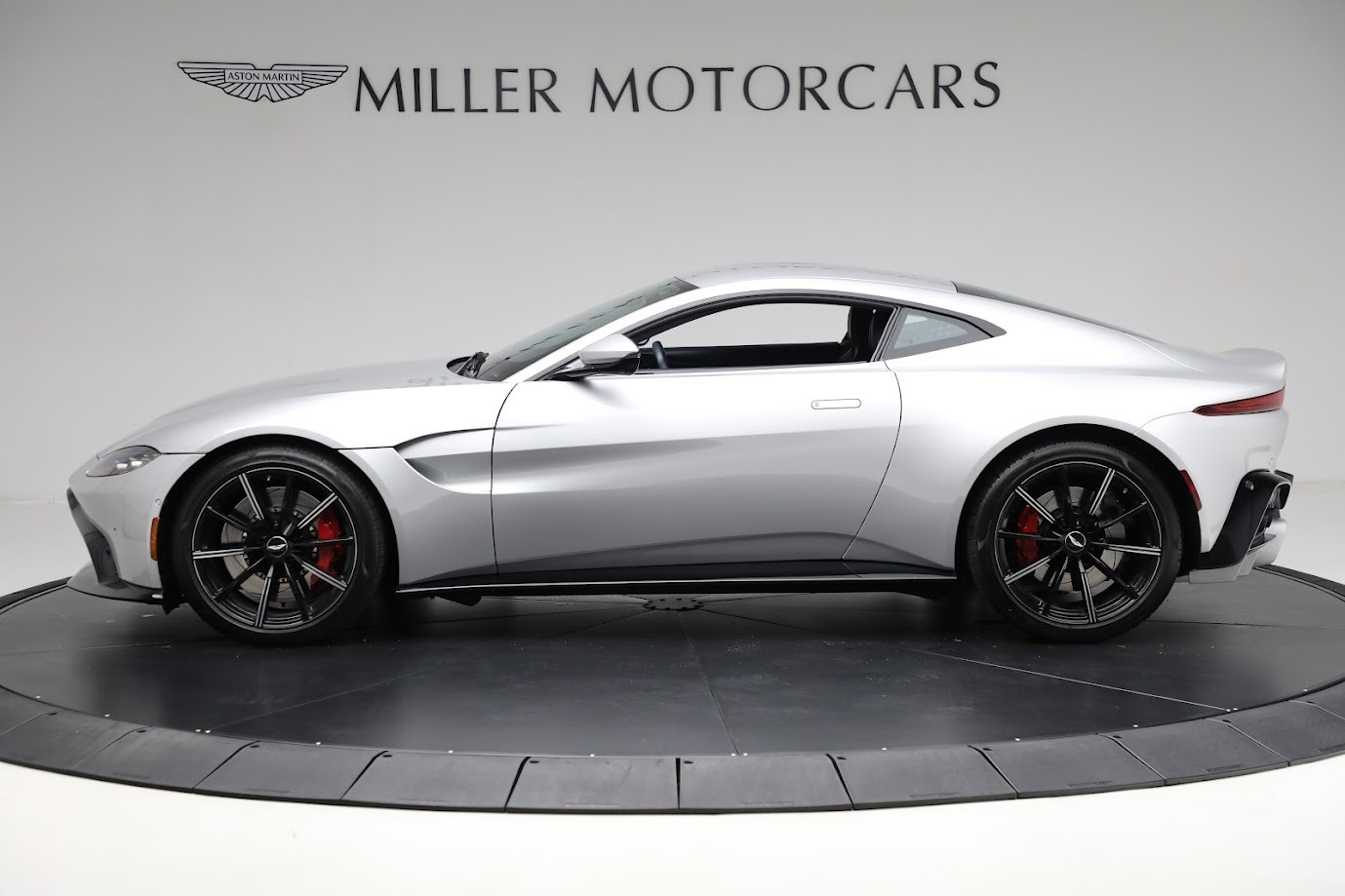 Used 2020 Aston Martin Vantage Coupe | St. Petersburg, FL