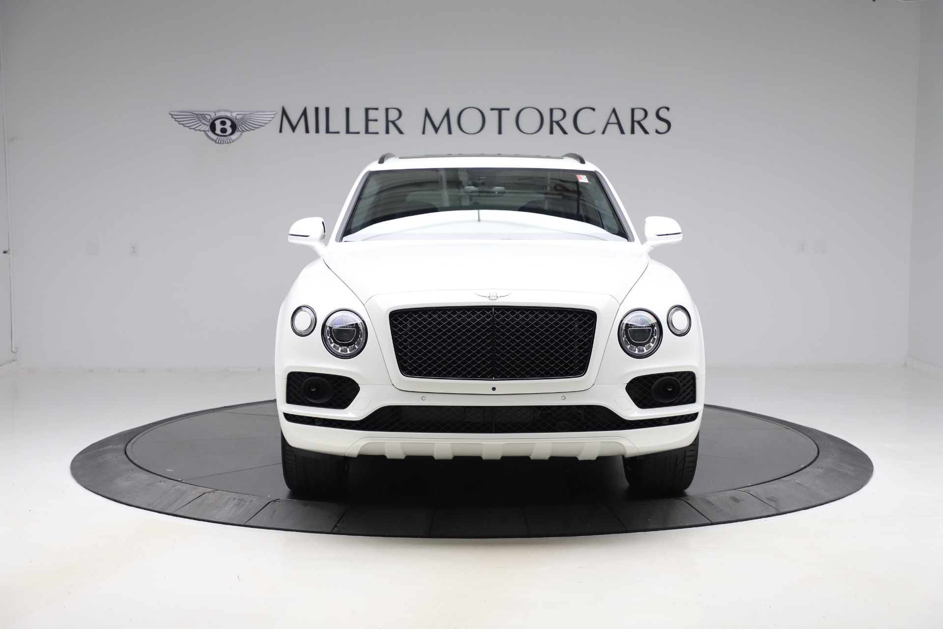 New 2020 Bentley Bentayga V8 Design Series | St. Petersburg, FL