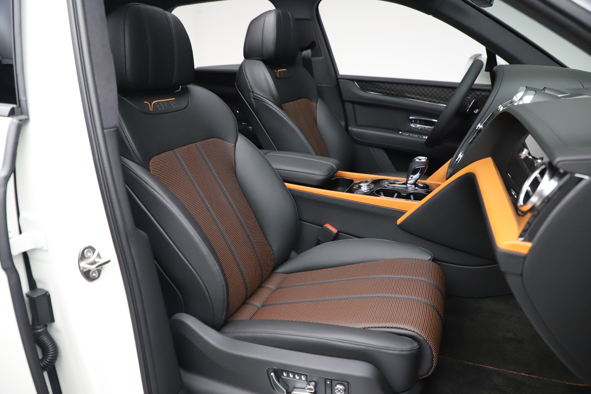 New 2020 Bentley Bentayga V8 Design Series | St. Petersburg, FL