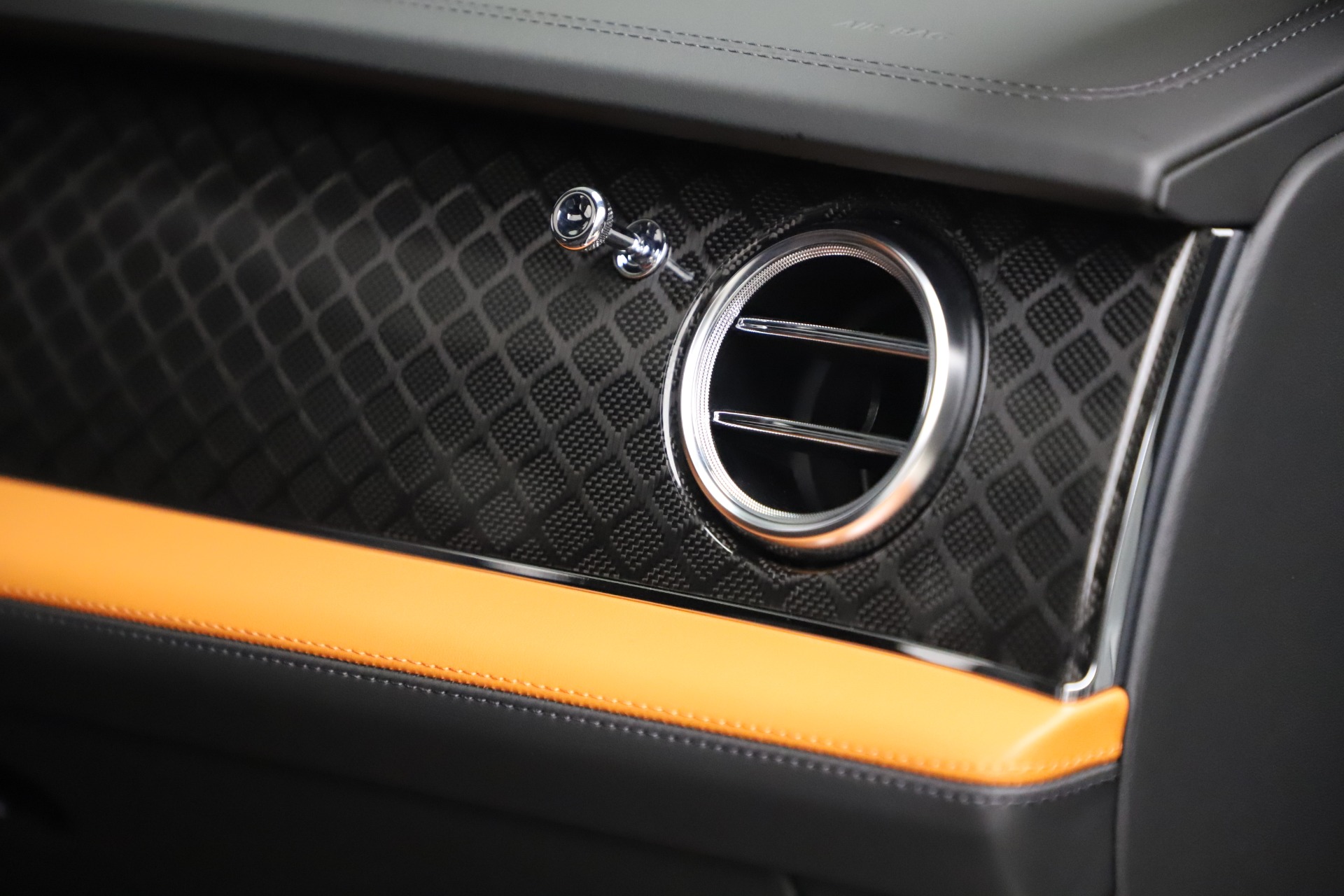New 2020 Bentley Bentayga V8 Design Series | St. Petersburg, FL