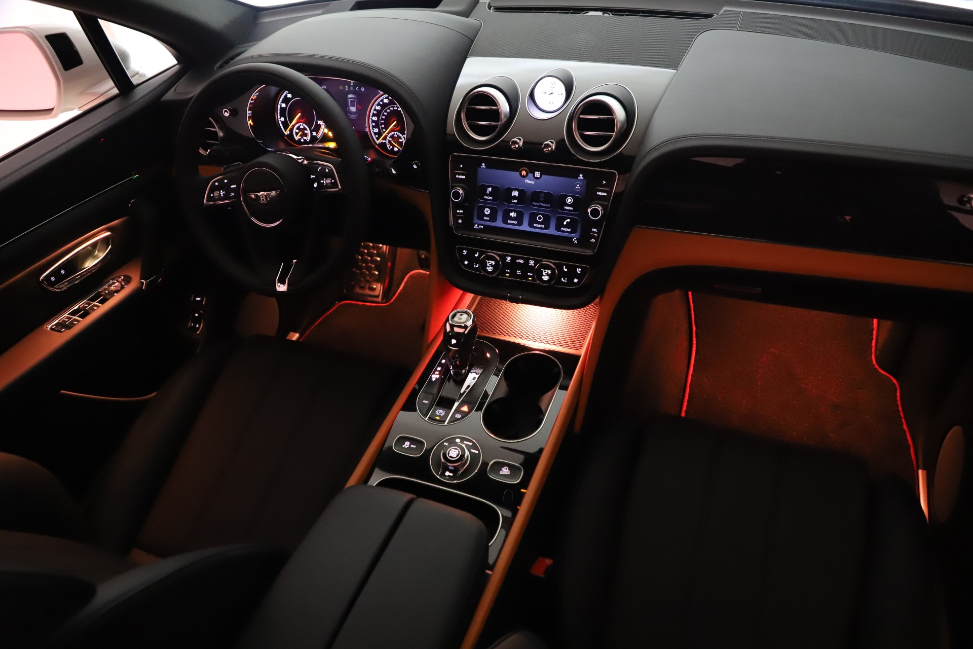 New 2020 Bentley Bentayga V8 Design Series | St. Petersburg, FL