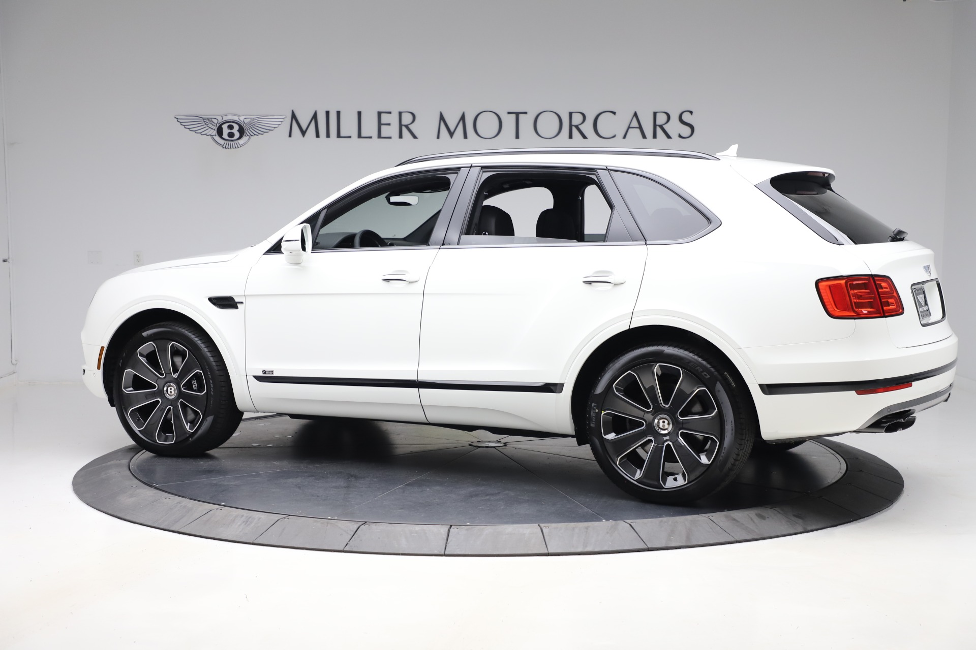 New 2020 Bentley Bentayga V8 Design Series | St. Petersburg, FL