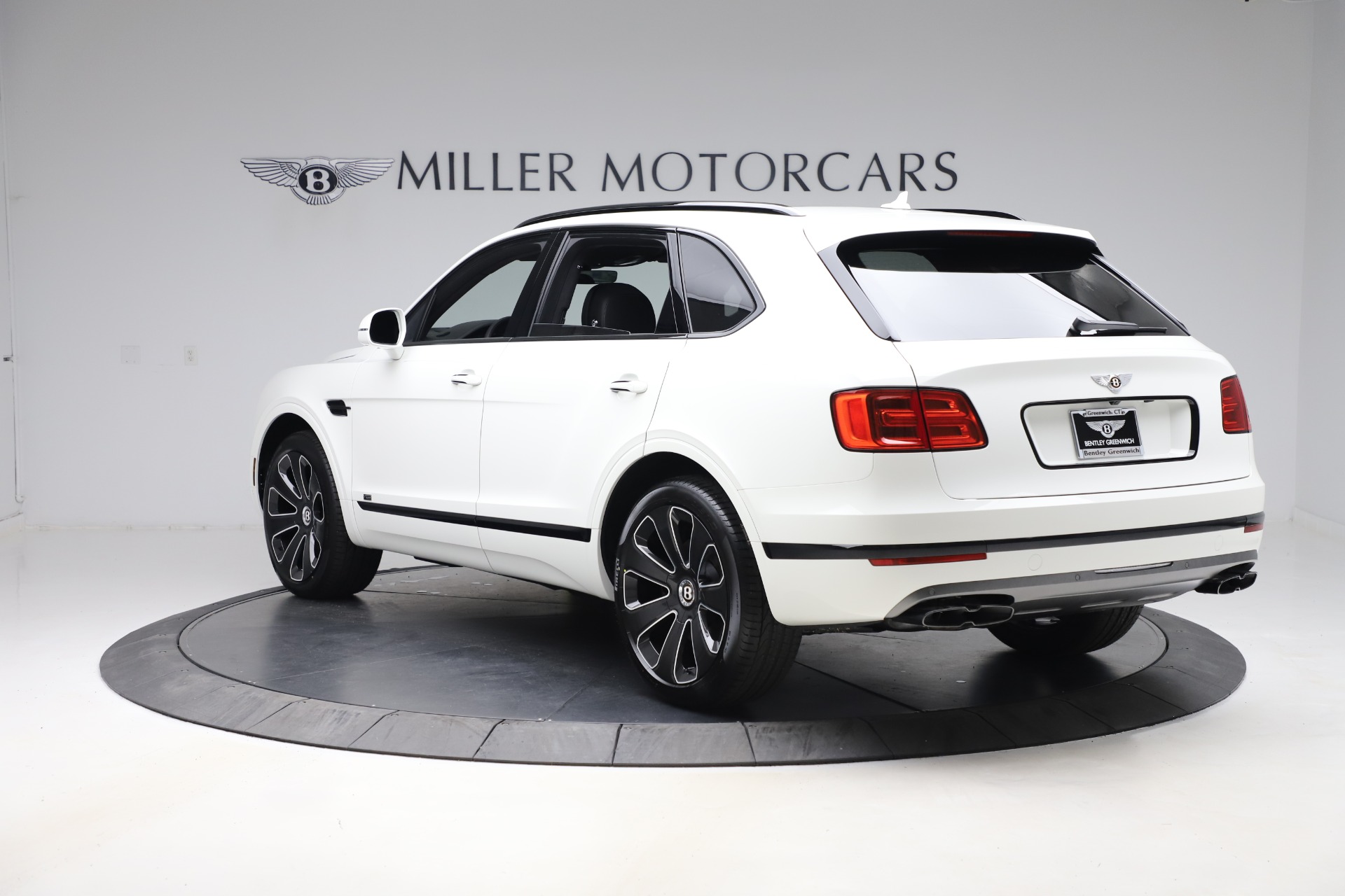 New 2020 Bentley Bentayga V8 Design Series | St. Petersburg, FL