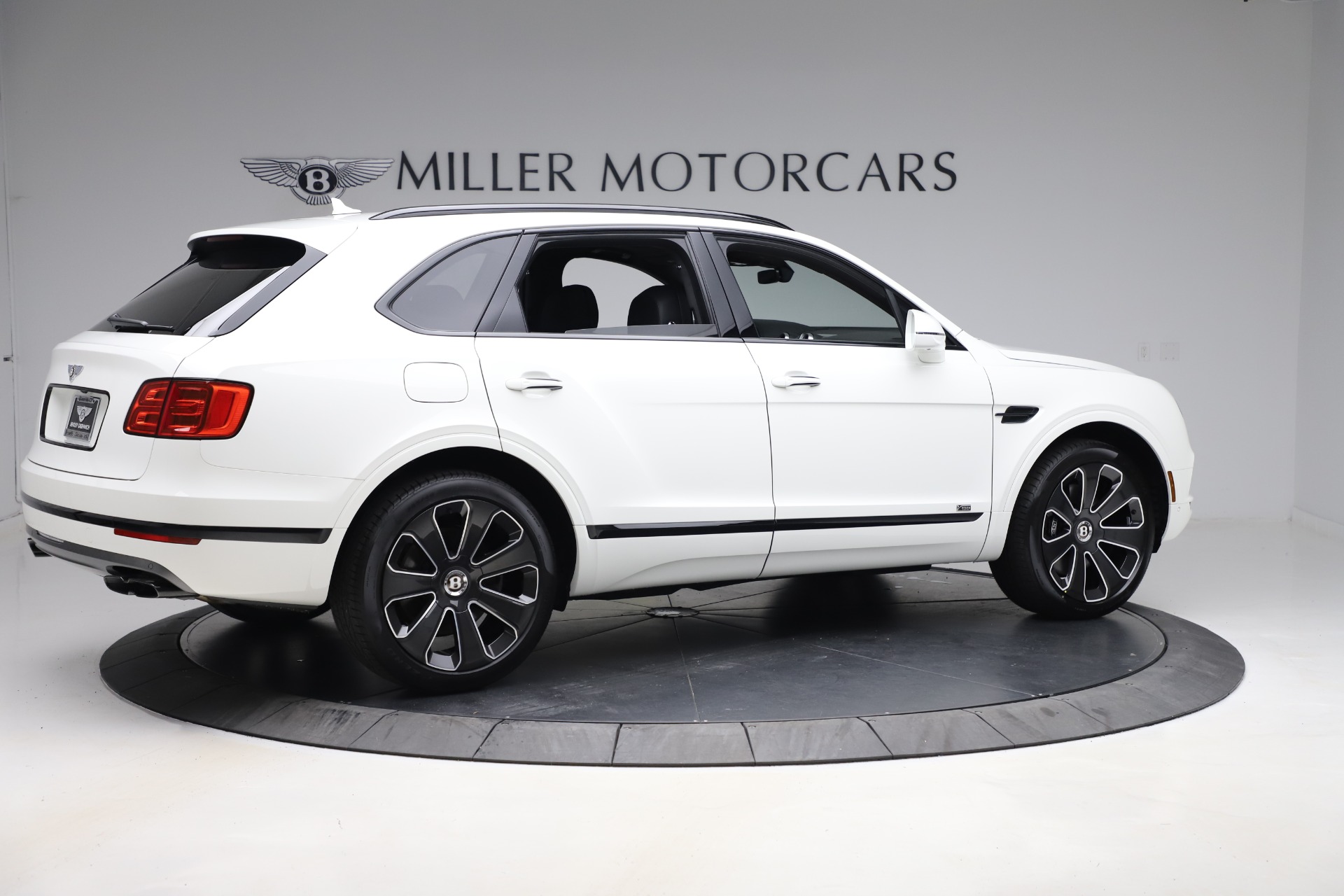 New 2020 Bentley Bentayga V8 Design Series | St. Petersburg, FL