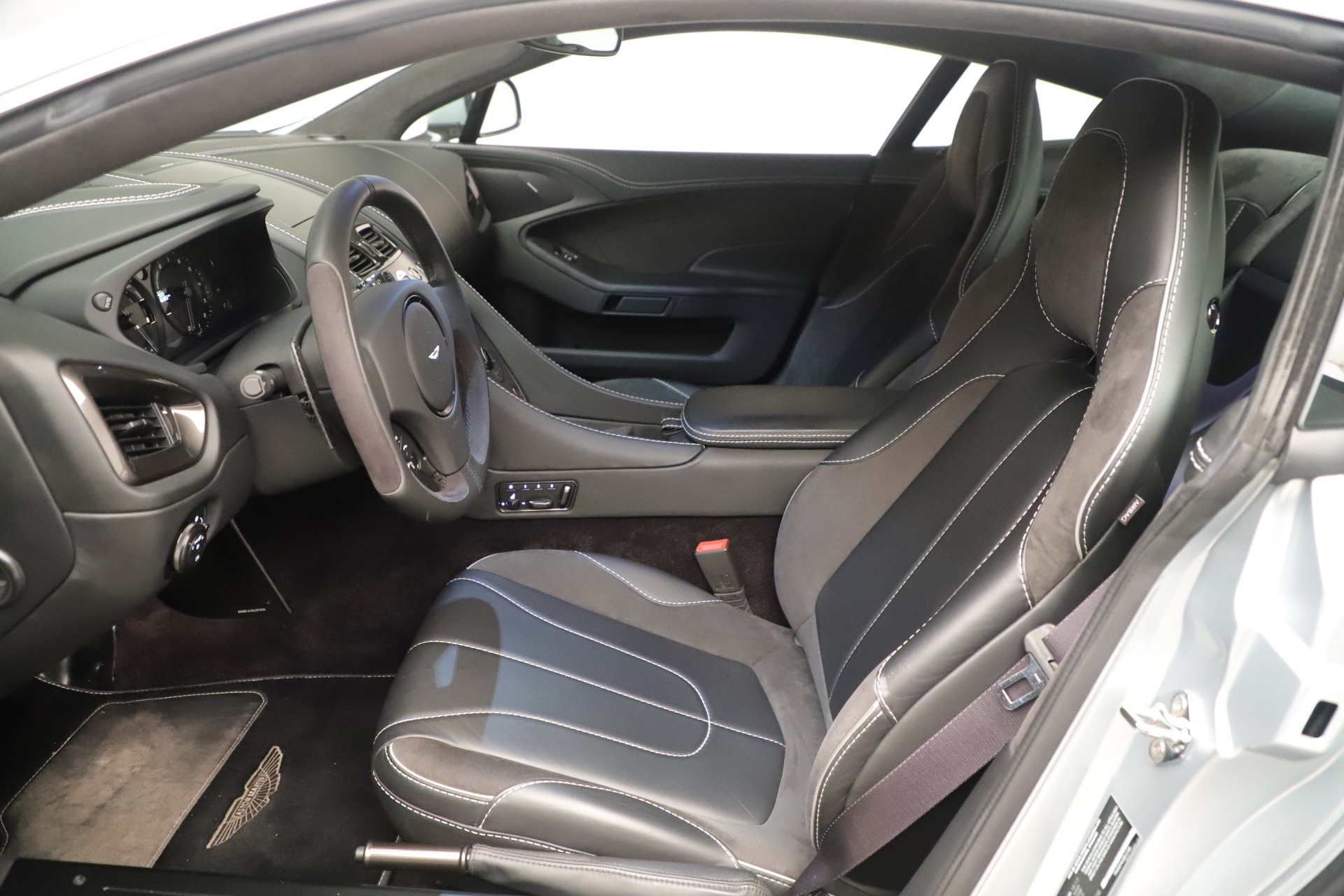Used 2014 Aston Martin Vanquish Coupe | St. Petersburg, FL
