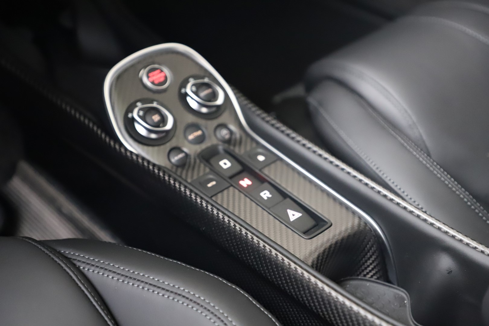 New 2019 McLaren 600LT Coupe | St. Petersburg, FL