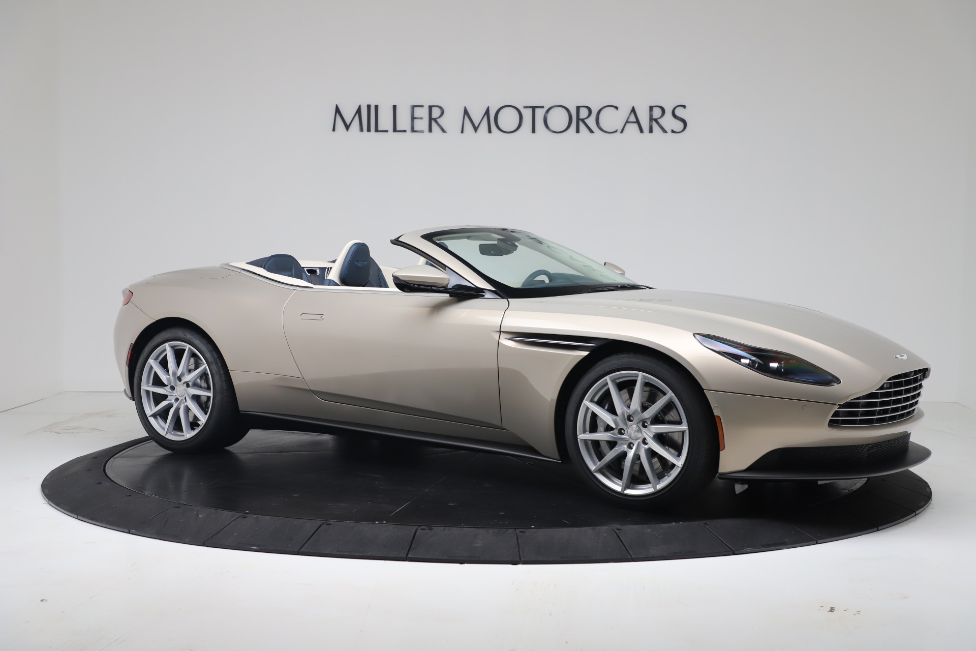 New 2020 Aston Martin DB11 Volante Convertible | St. Petersburg, FL