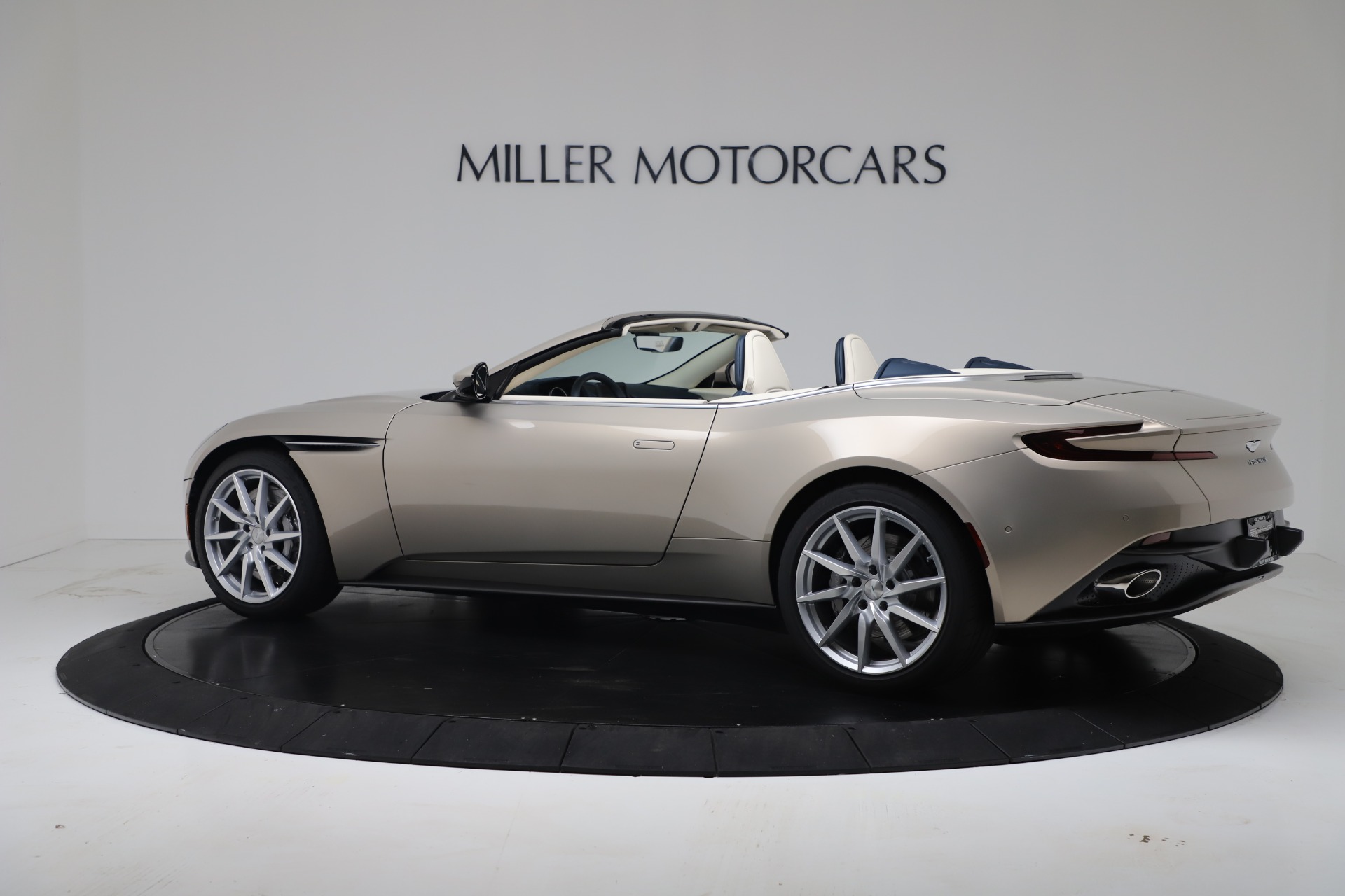 New 2020 Aston Martin DB11 Volante Convertible | St. Petersburg, FL
