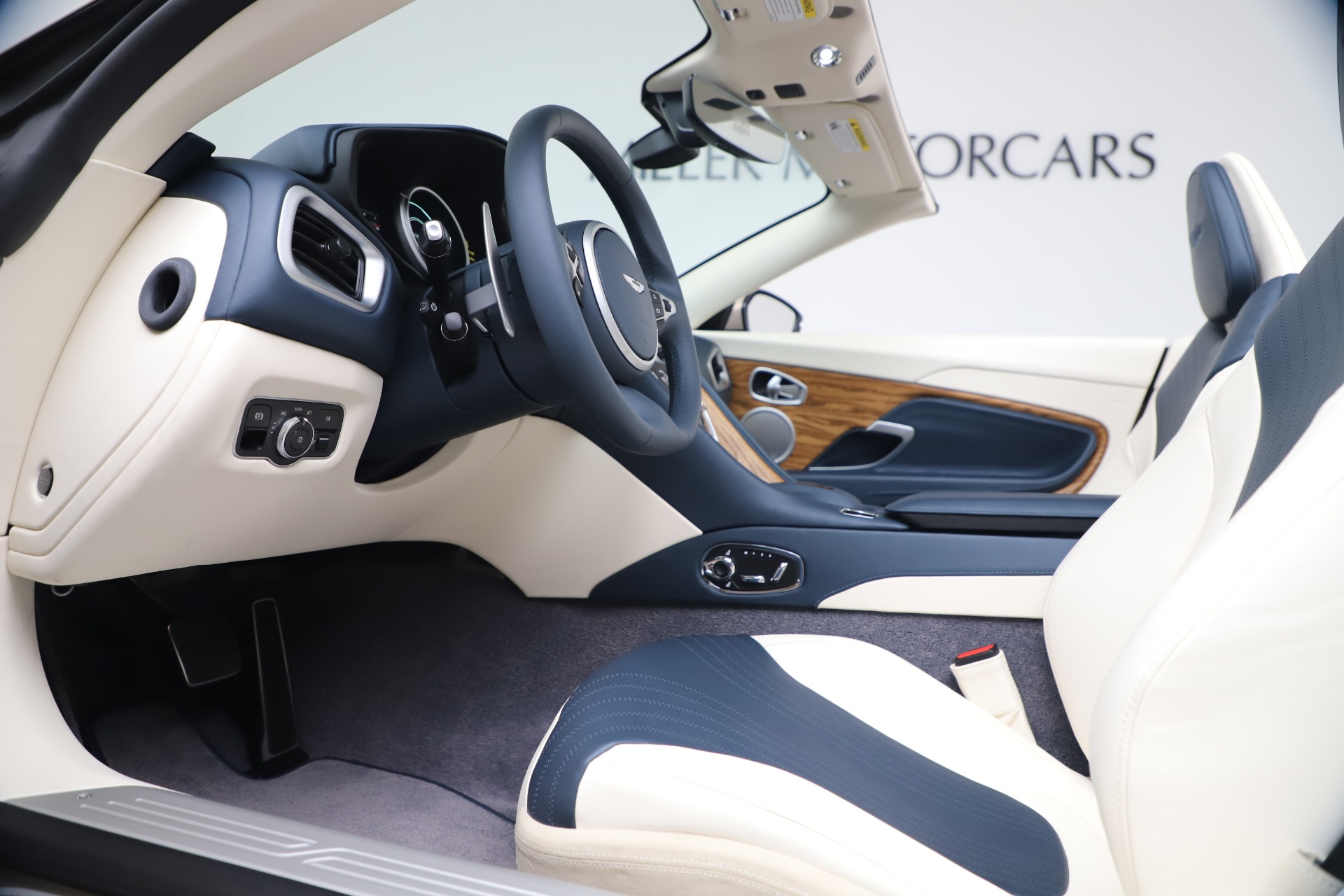 New 2020 Aston Martin DB11 Volante Convertible | St. Petersburg, FL