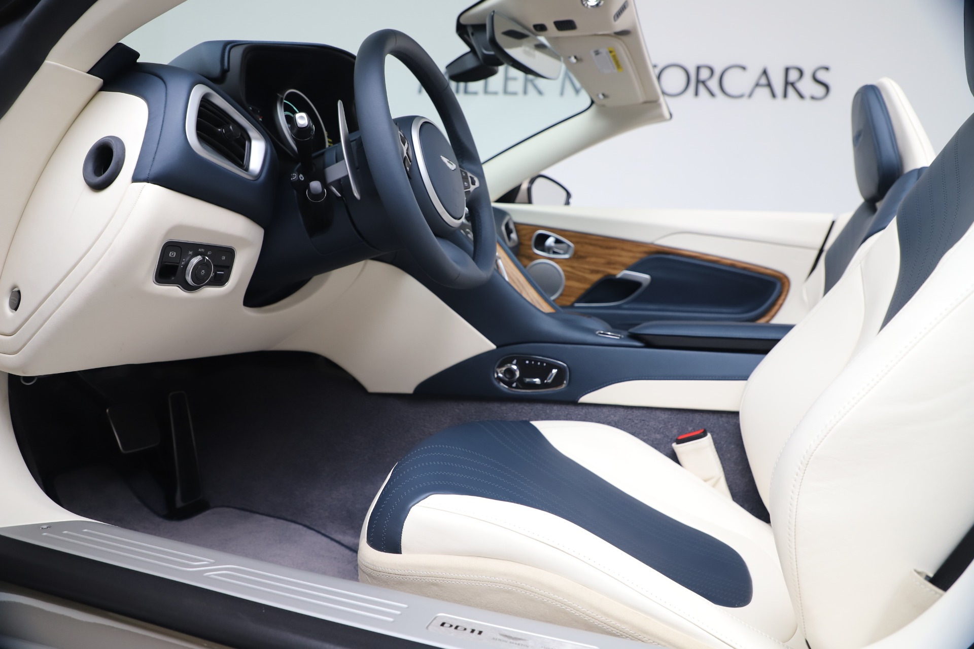 New 2020 Aston Martin DB11 Volante Convertible | St. Petersburg, FL