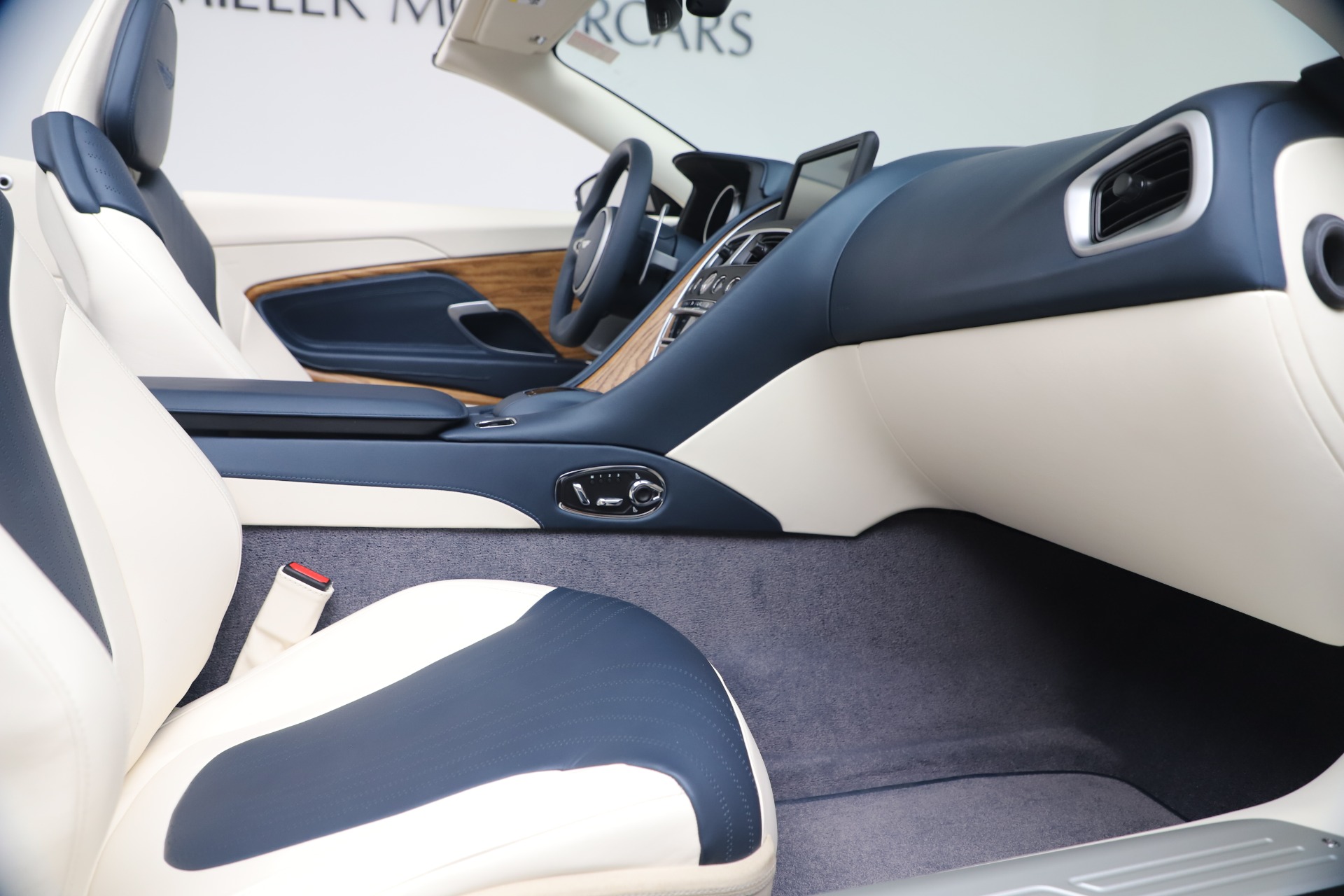 New 2020 Aston Martin DB11 Volante Convertible | St. Petersburg, FL
