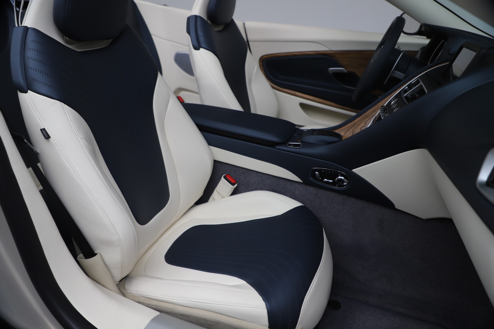 New 2020 Aston Martin DB11 Volante Convertible | St. Petersburg, FL