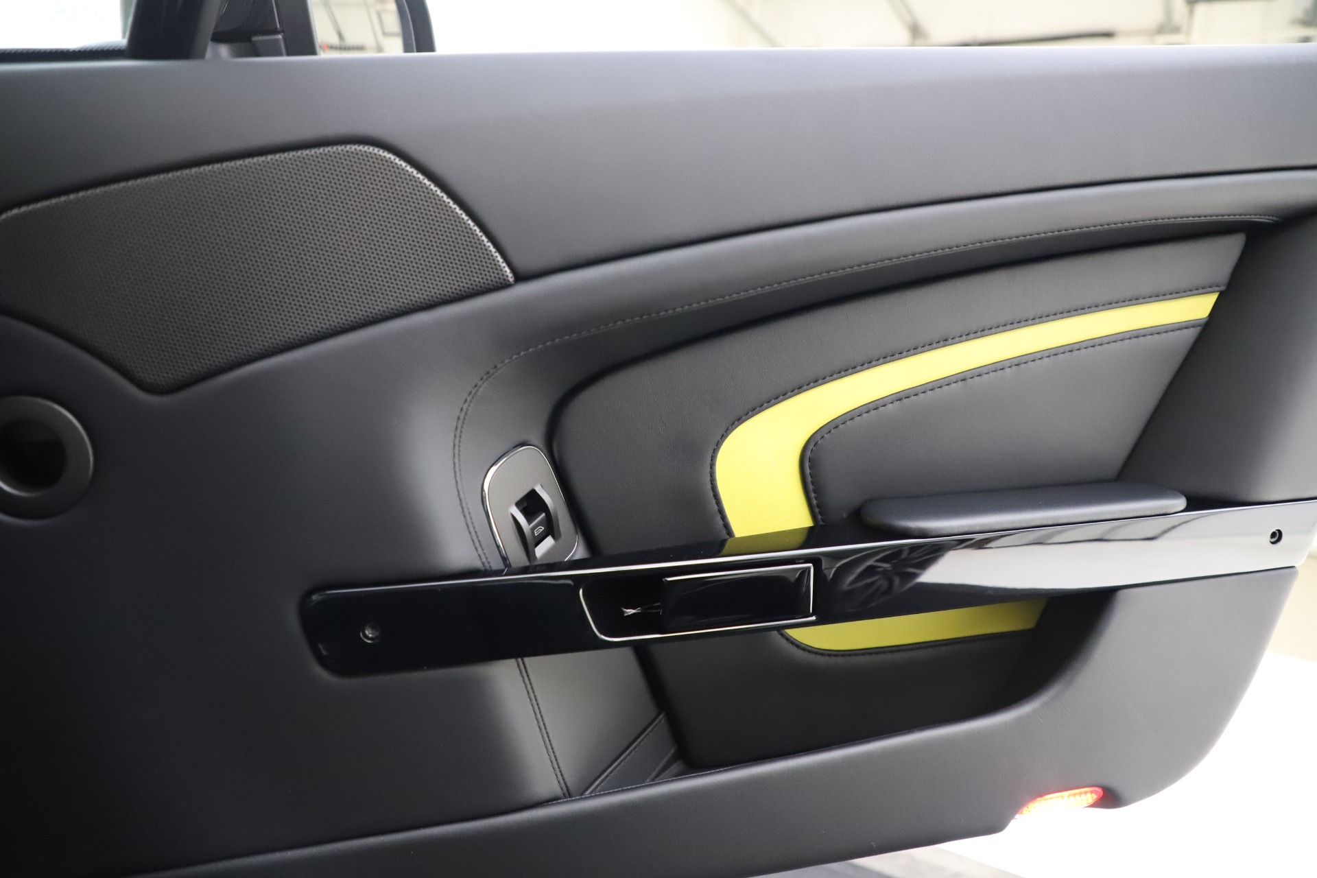 Used 2015 Aston Martin V12 Vantage S Coupe | St. Petersburg, FL