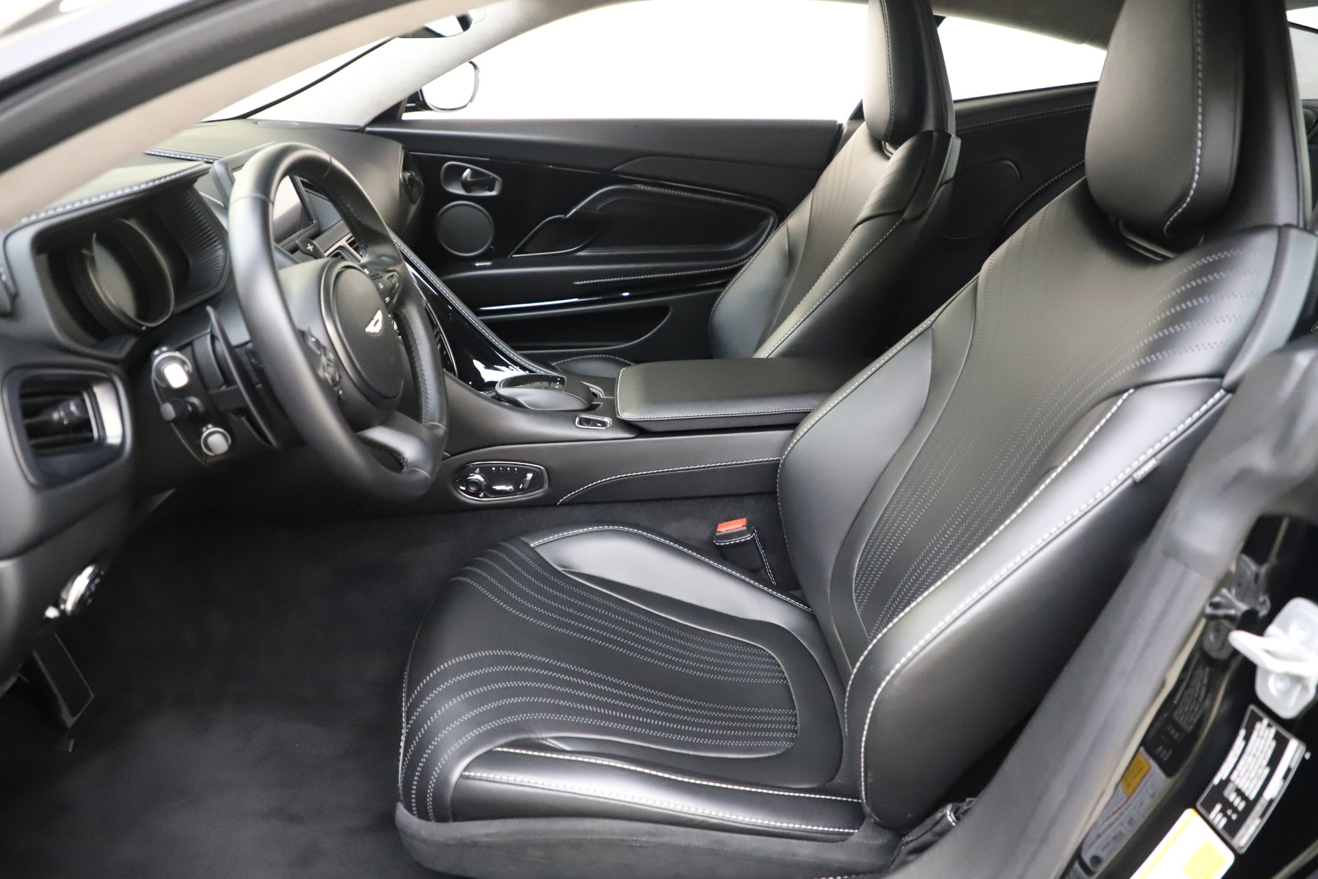 Used 2018 Aston Martin DB11 V8 | St. Petersburg, FL