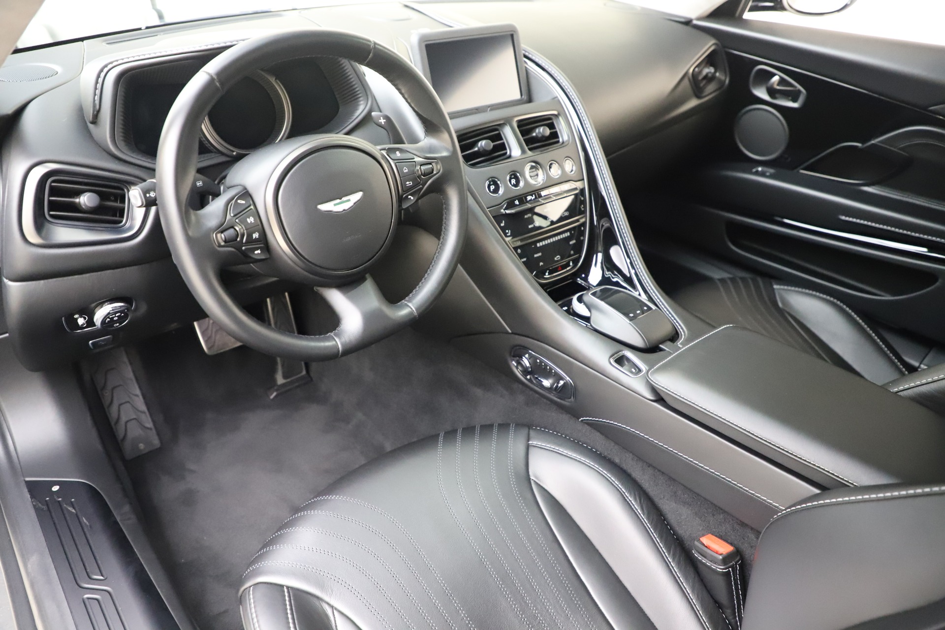 Used 2018 Aston Martin DB11 V8 | St. Petersburg, FL