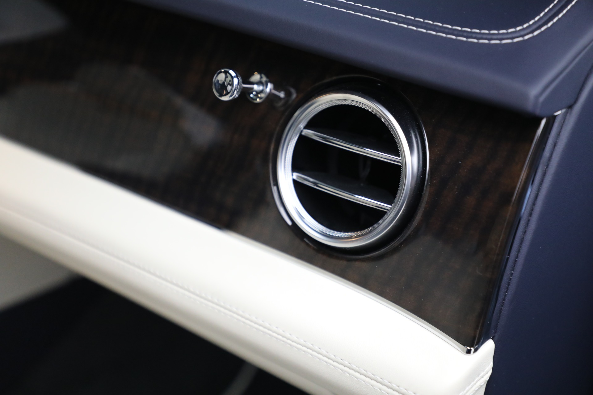 Used 2020 Bentley Bentayga V8 | St. Petersburg, FL