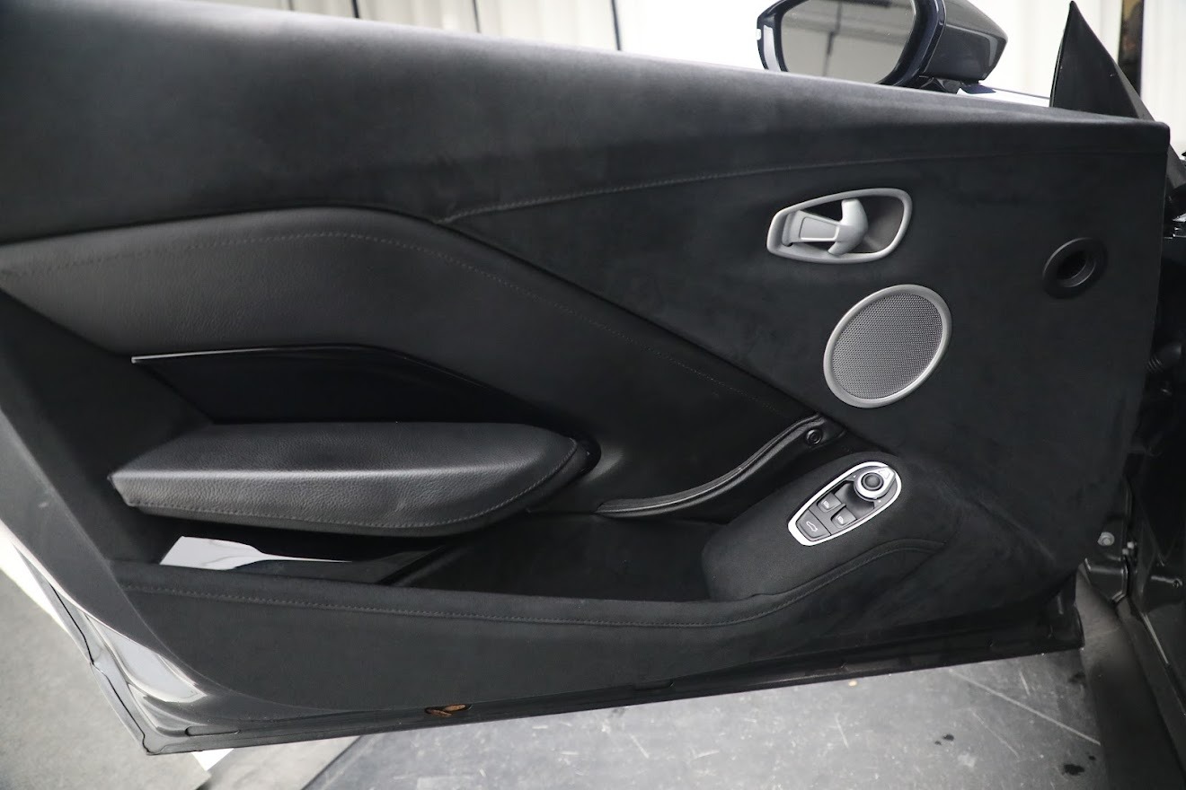 Used 2020 Aston Martin Vantage Coupe | St. Petersburg, FL