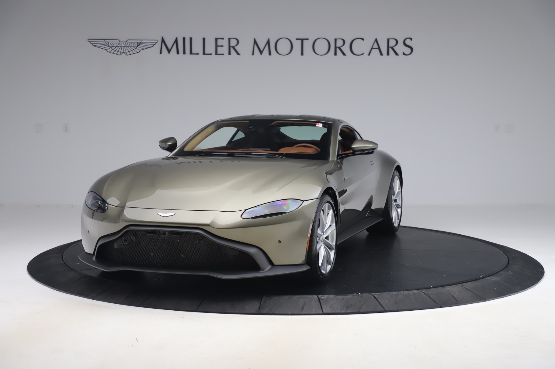 New 2020 Aston Martin Vantage Coupe | St. Petersburg, FL