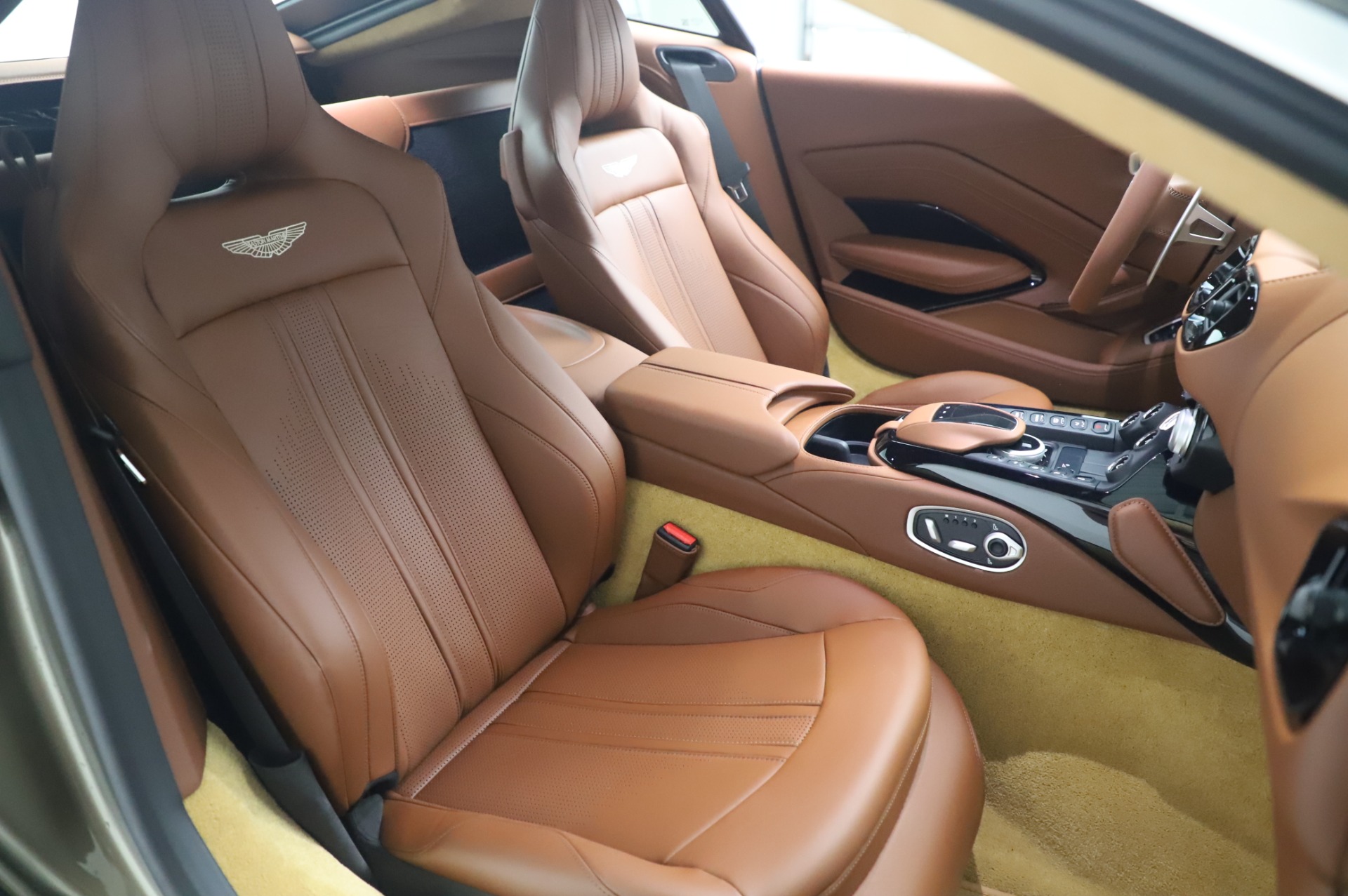 New 2020 Aston Martin Vantage Coupe | St. Petersburg, FL