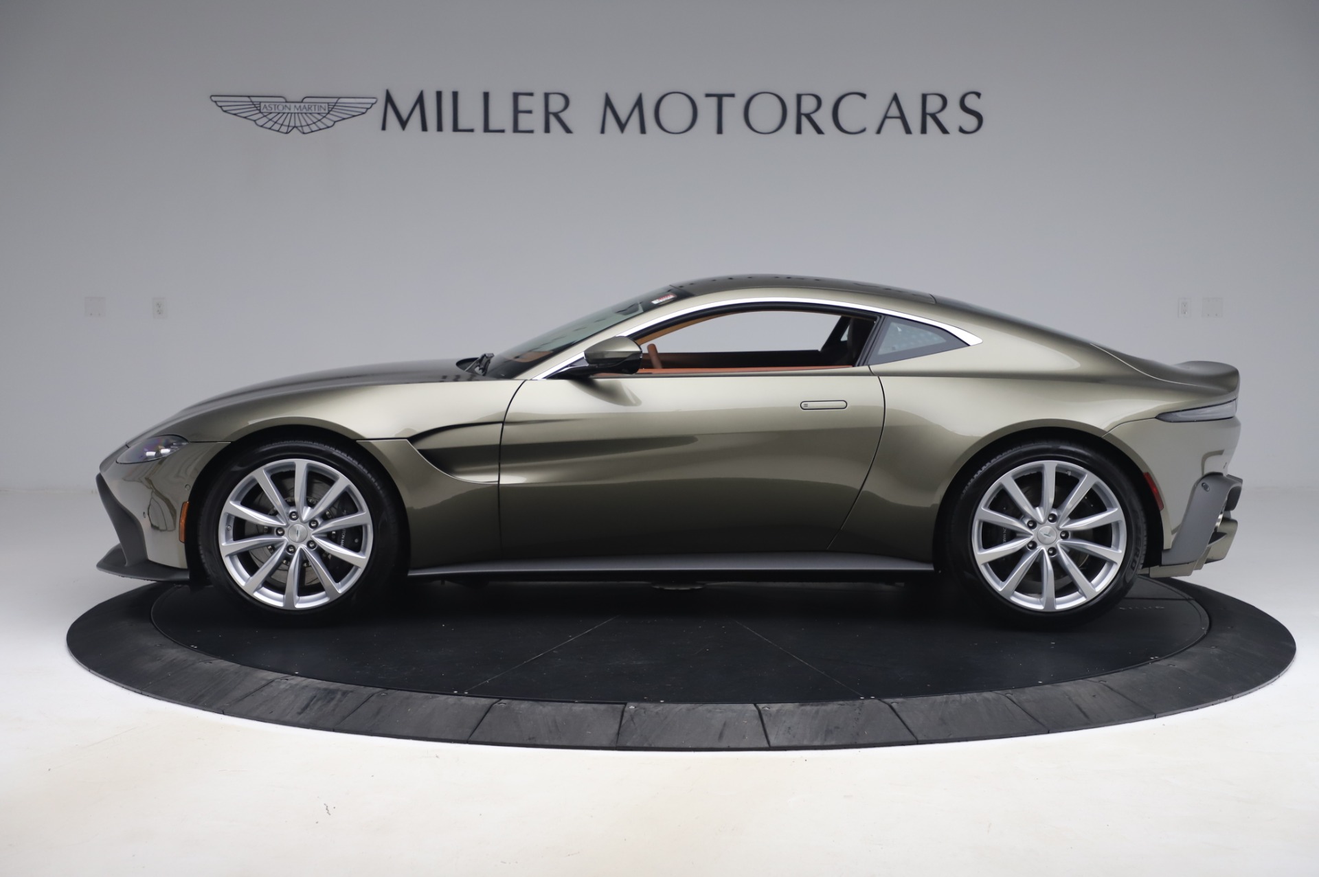 New 2020 Aston Martin Vantage Coupe | St. Petersburg, FL