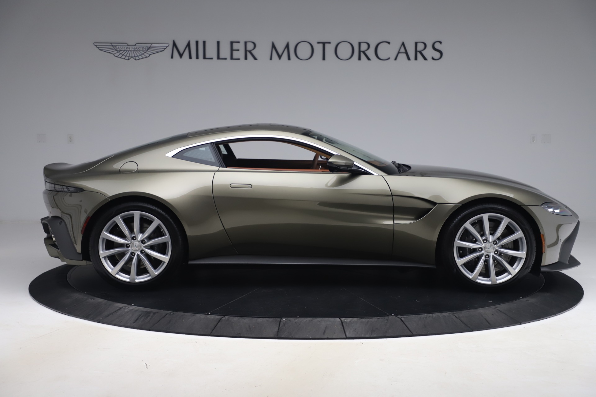 New 2020 Aston Martin Vantage Coupe | St. Petersburg, FL
