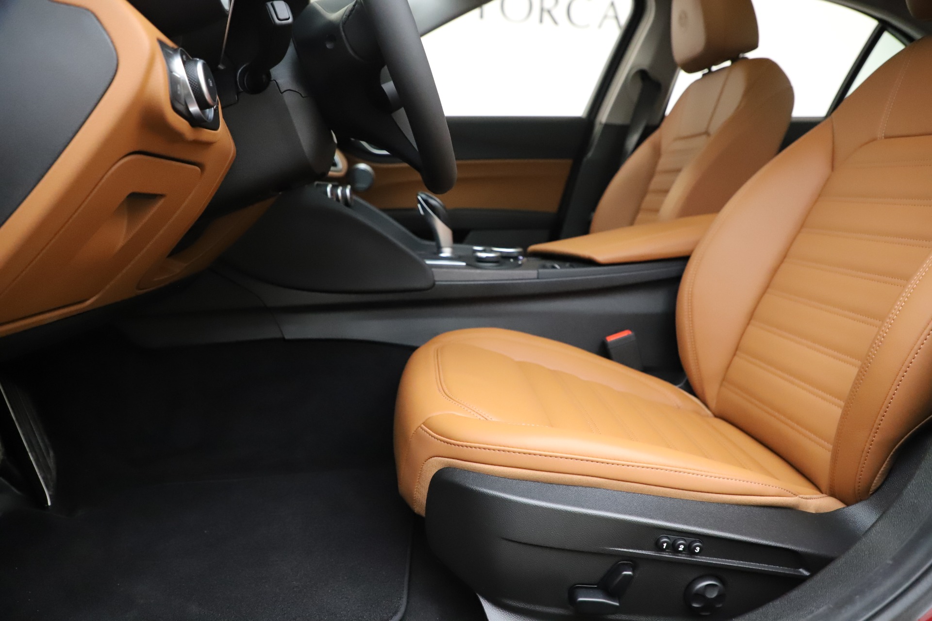 New 2019 Alfa Romeo Giulia Ti Lusso Q4 | St. Petersburg, FL