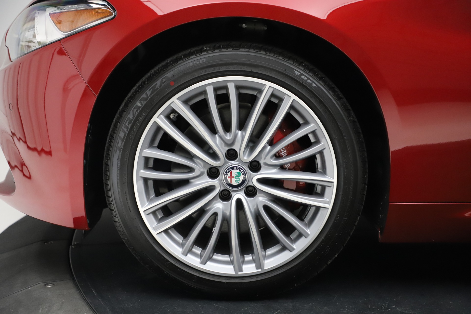 New 2019 Alfa Romeo Giulia Ti Lusso Q4 | St. Petersburg, FL