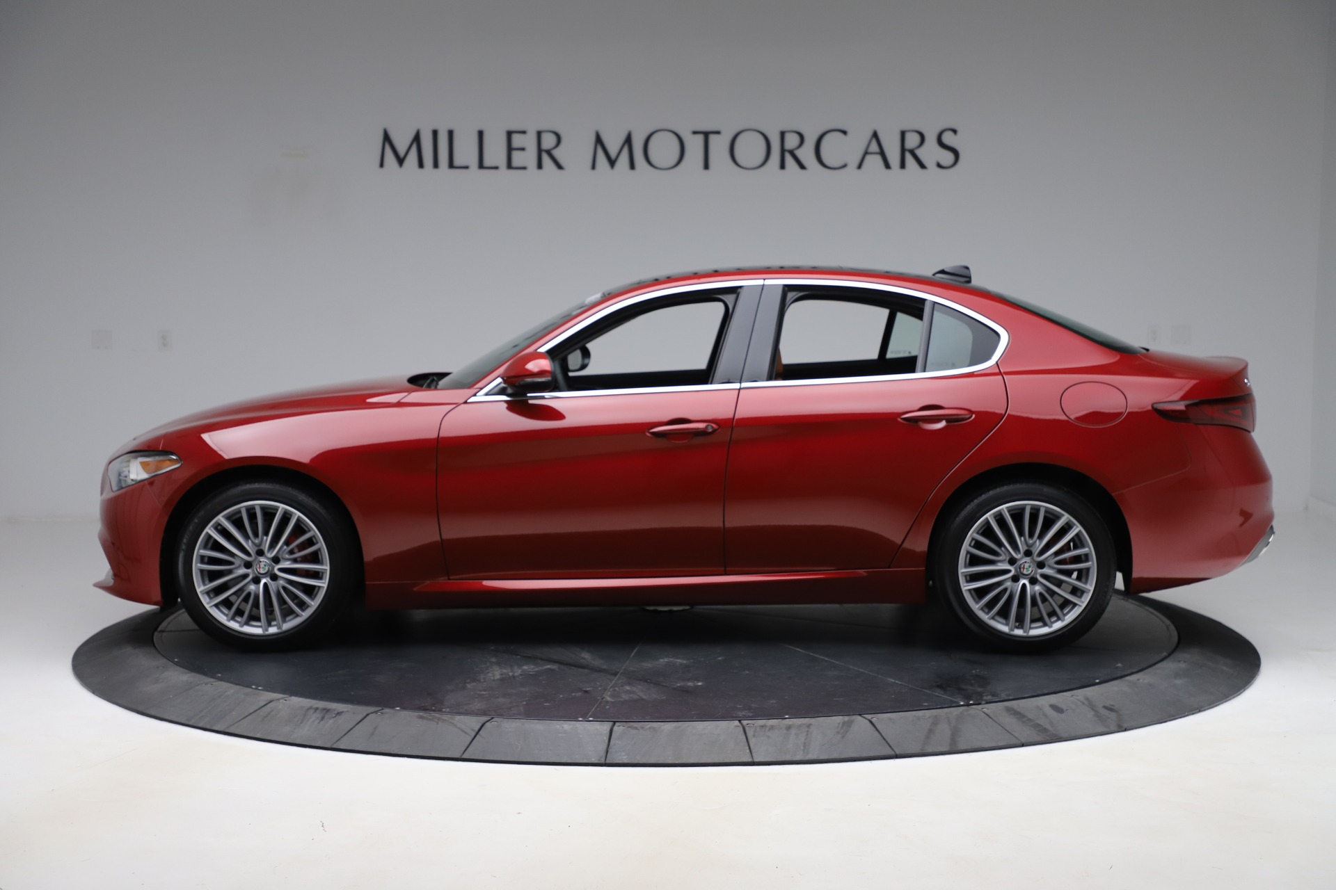 New 2019 Alfa Romeo Giulia Ti Lusso Q4 | St. Petersburg, FL