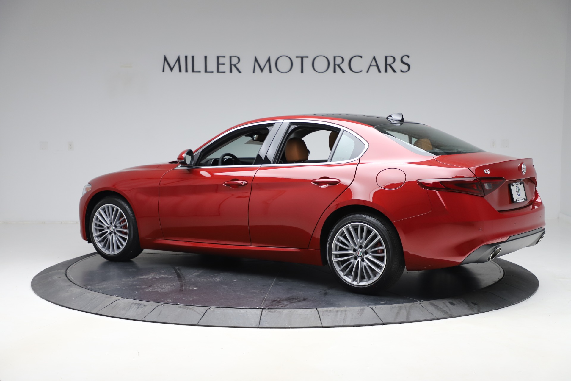 New 2019 Alfa Romeo Giulia Ti Lusso Q4 | St. Petersburg, FL
