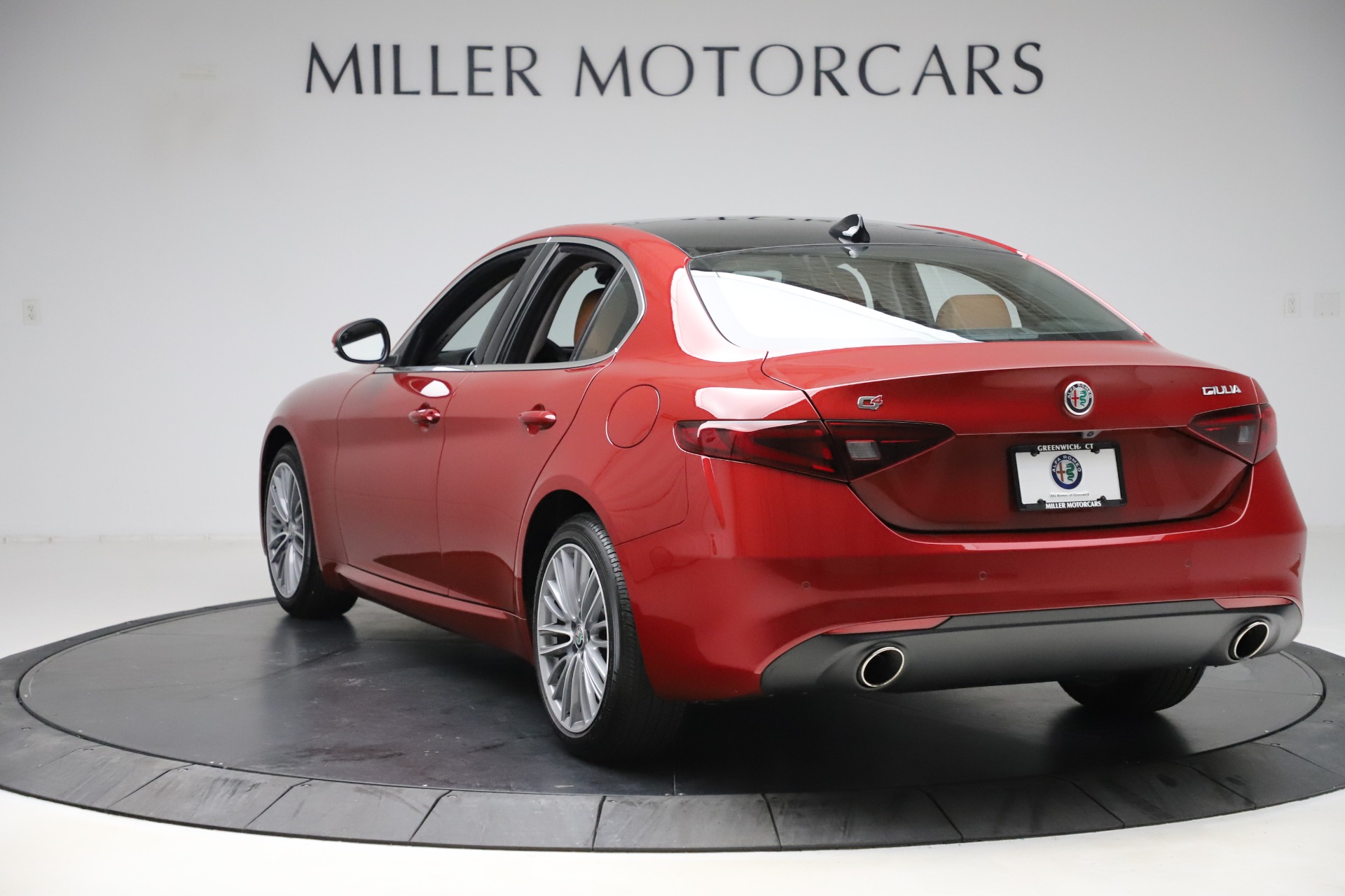 New 2019 Alfa Romeo Giulia Ti Lusso Q4 | St. Petersburg, FL
