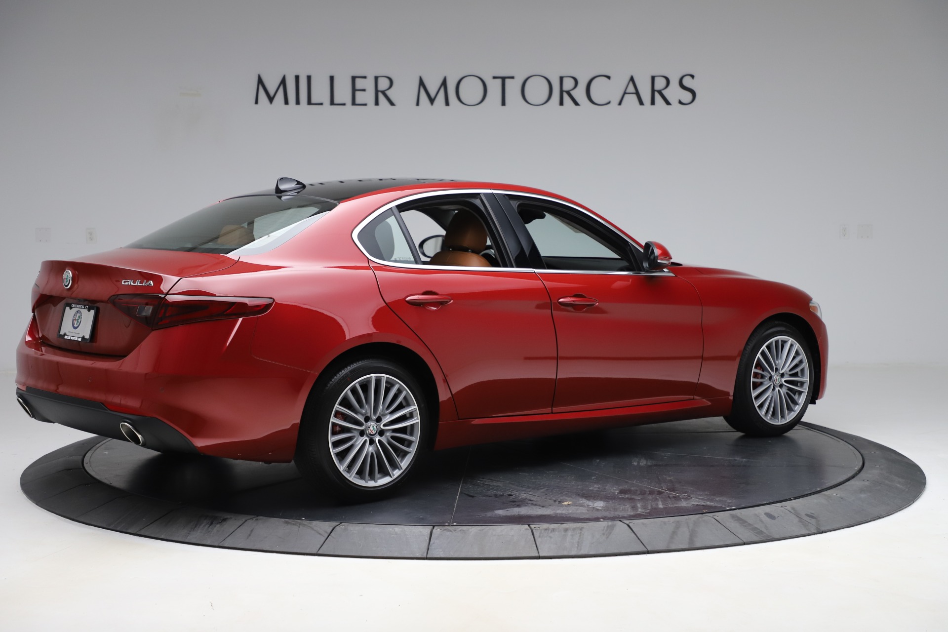 New 2019 Alfa Romeo Giulia Ti Lusso Q4 | St. Petersburg, FL