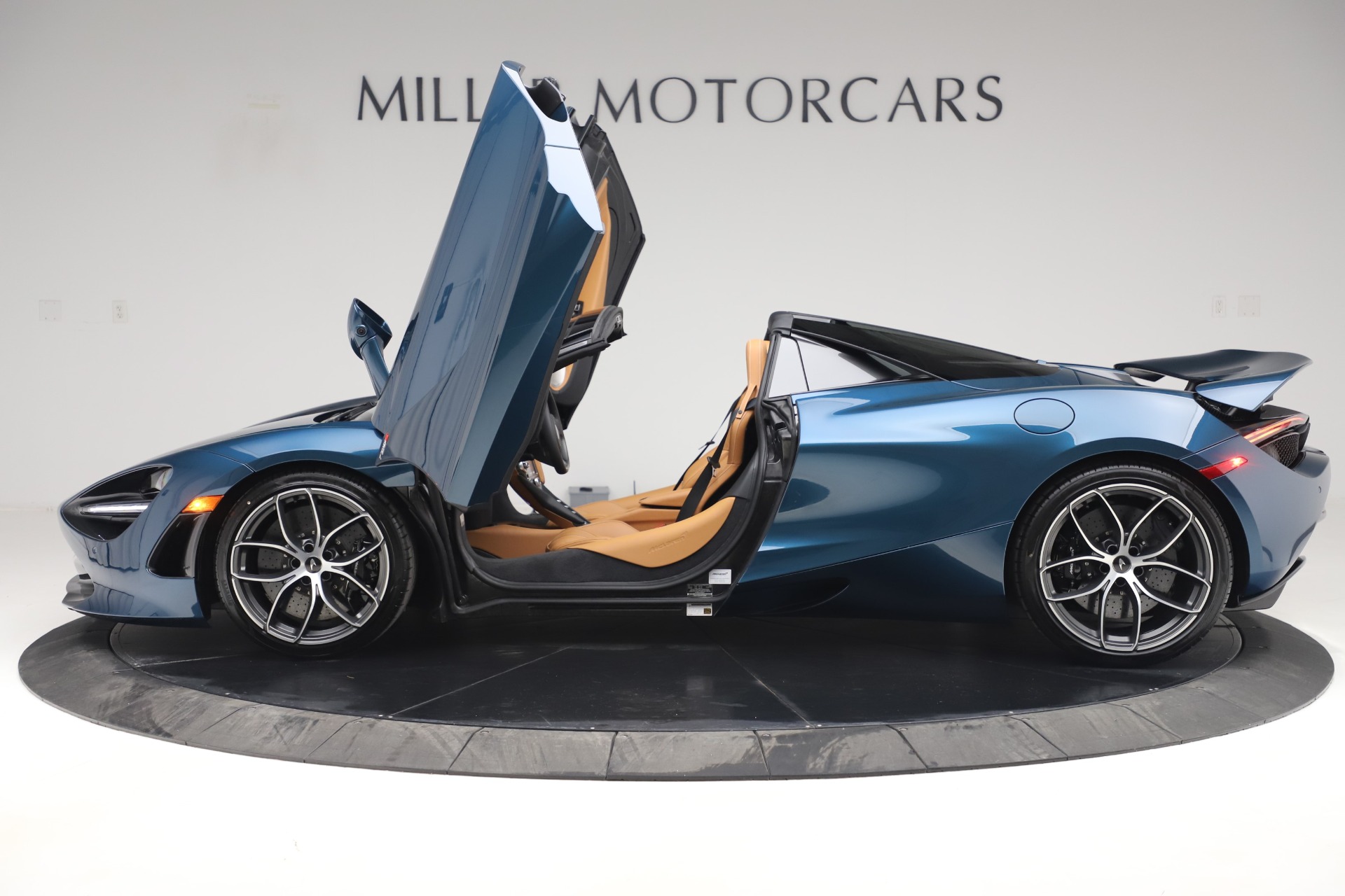 New 2020 McLaren 720S Spider Luxury | St. Petersburg, FL