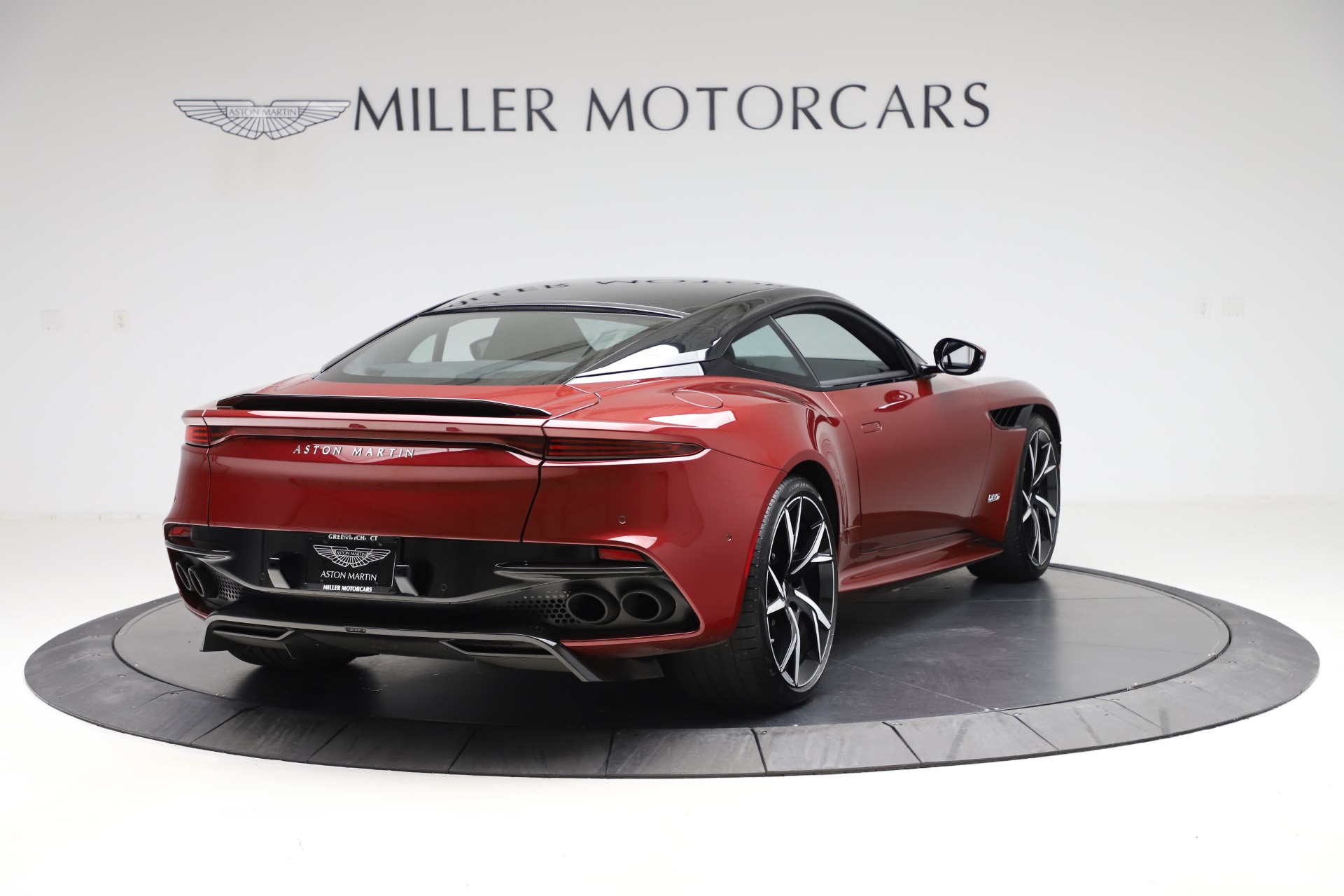 Used 2019 Aston Martin DBS Superleggera Coupe | St. Petersburg, FL