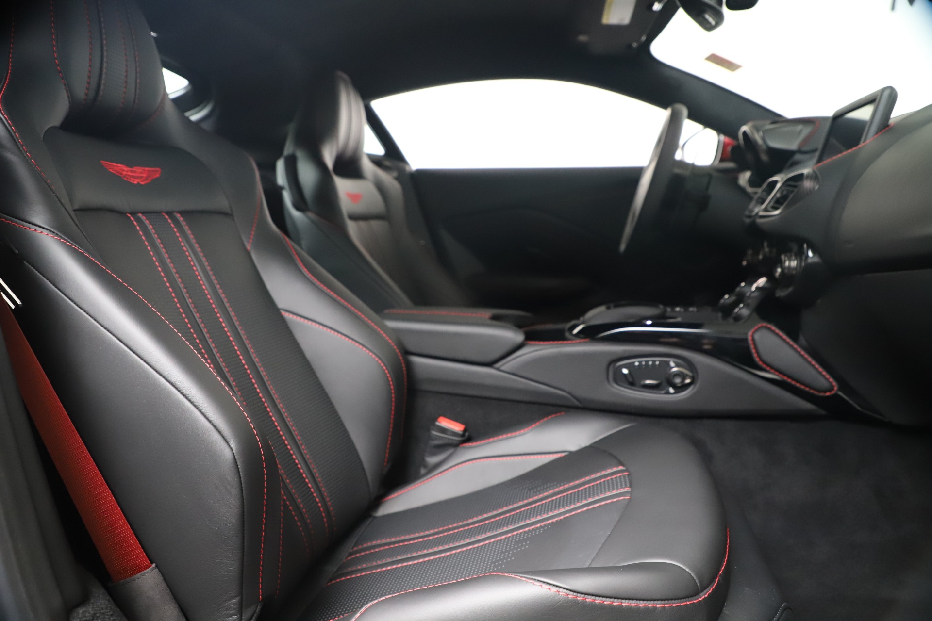 New 2020 Aston Martin Vantage Coupe | St. Petersburg, FL