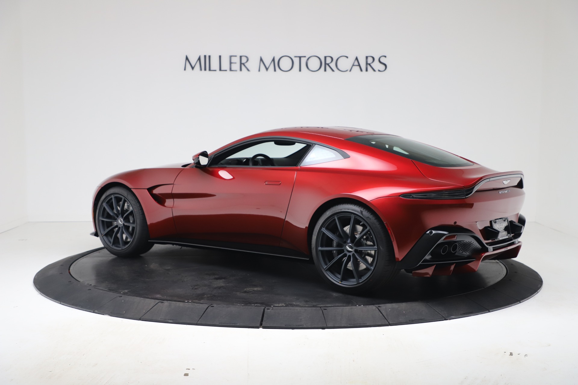 New 2020 Aston Martin Vantage Coupe | St. Petersburg, FL